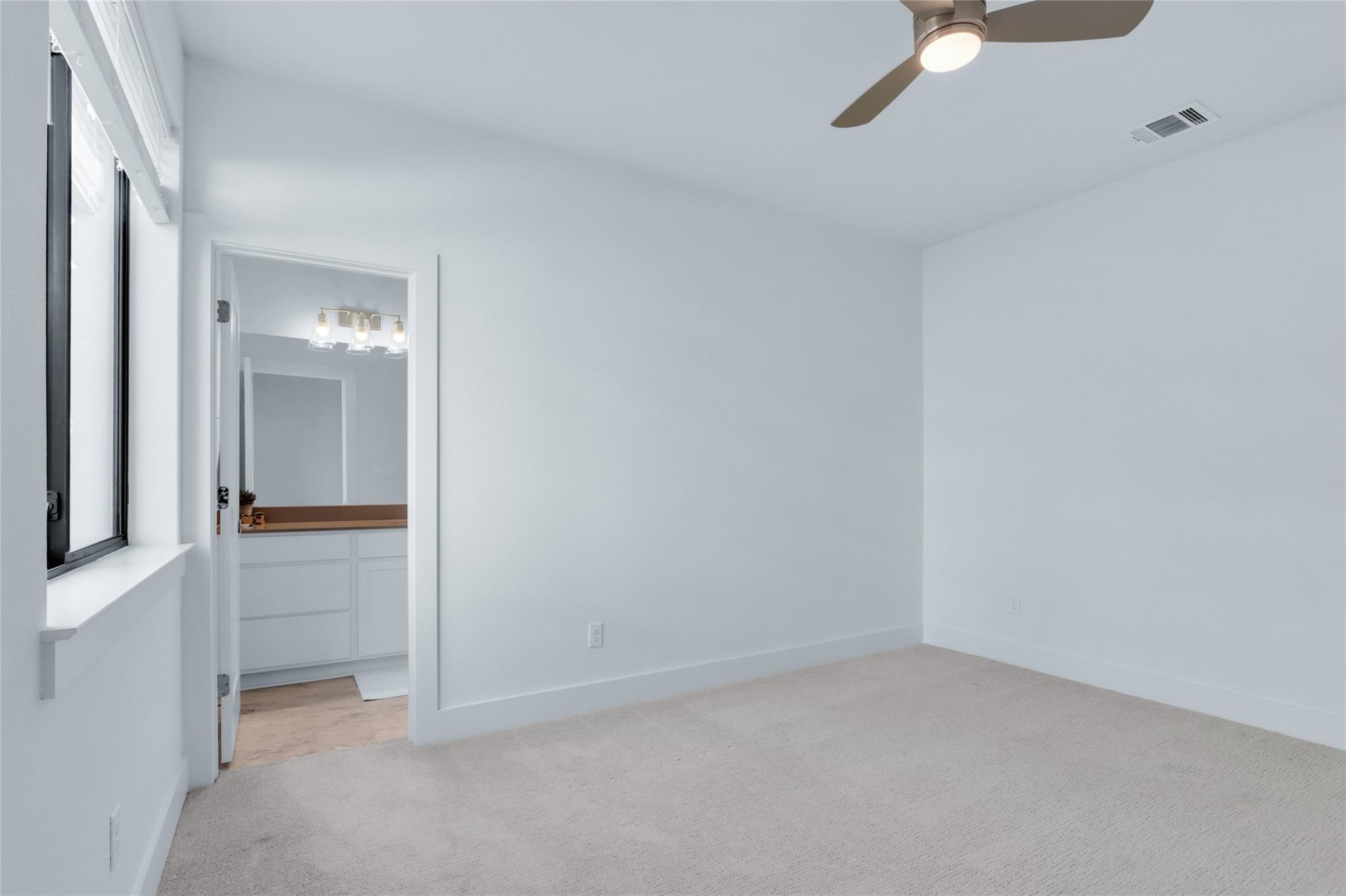 2050 Lohmans Spur Rd #501 Property Photo 25