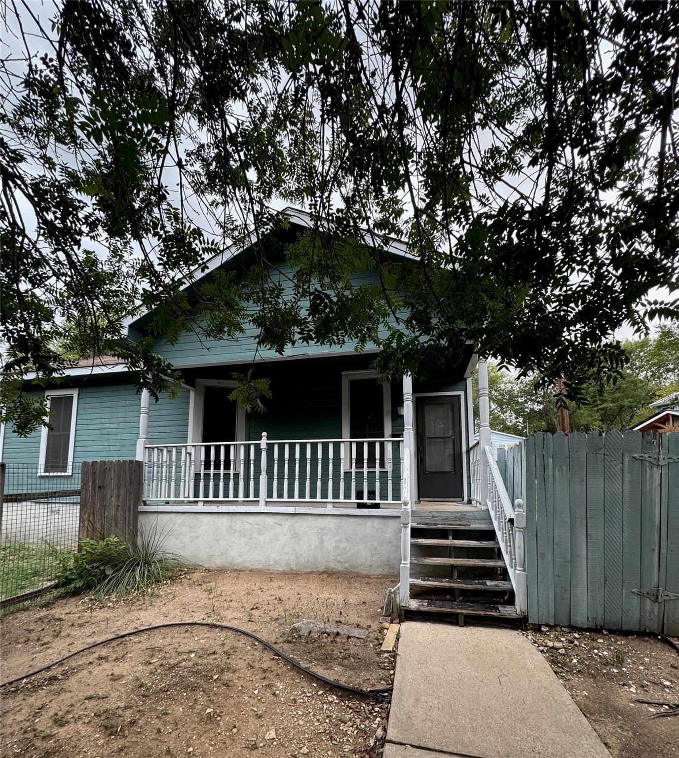 2503 Walter St Property Photo 1