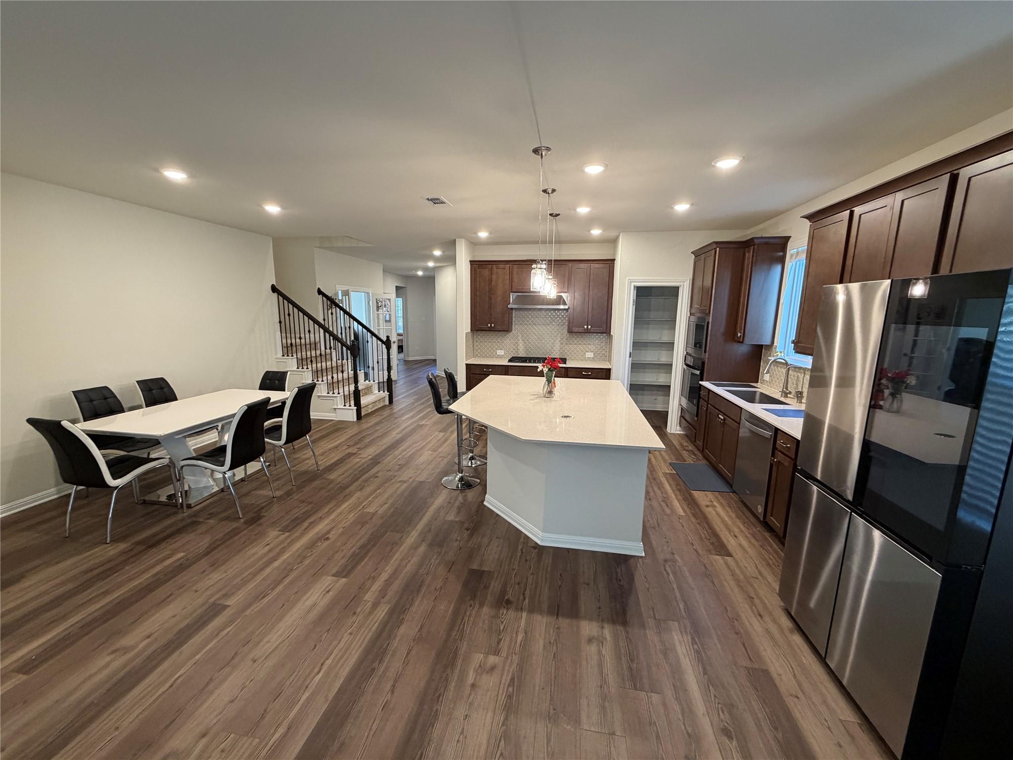 228 Regatta Trl Property Photo 5