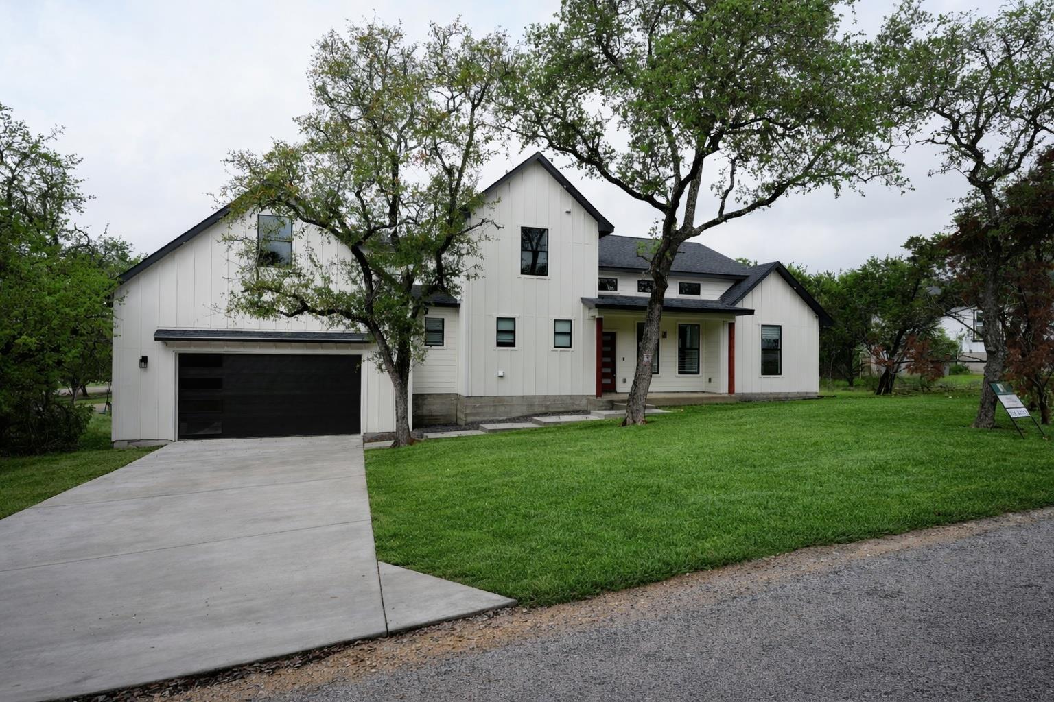 48 Acacia Dr Property Photo 1