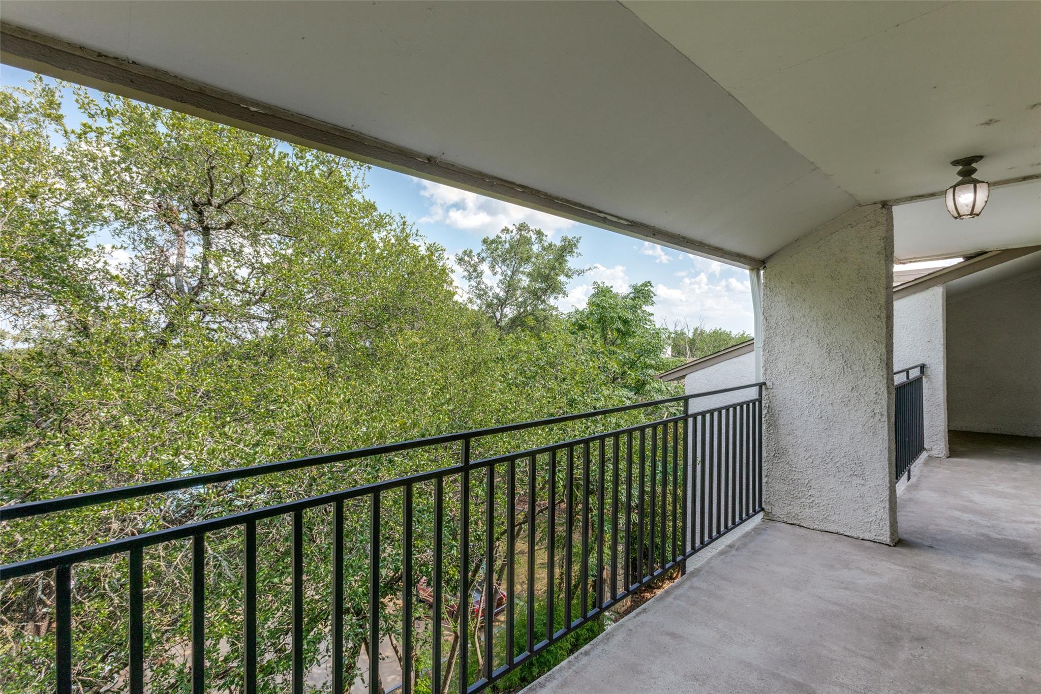 6910 Hart Ln #414 Property Photo 10