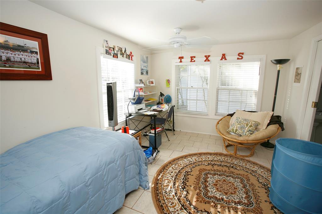 1020 Ellingson Ln #a Property Photo 15