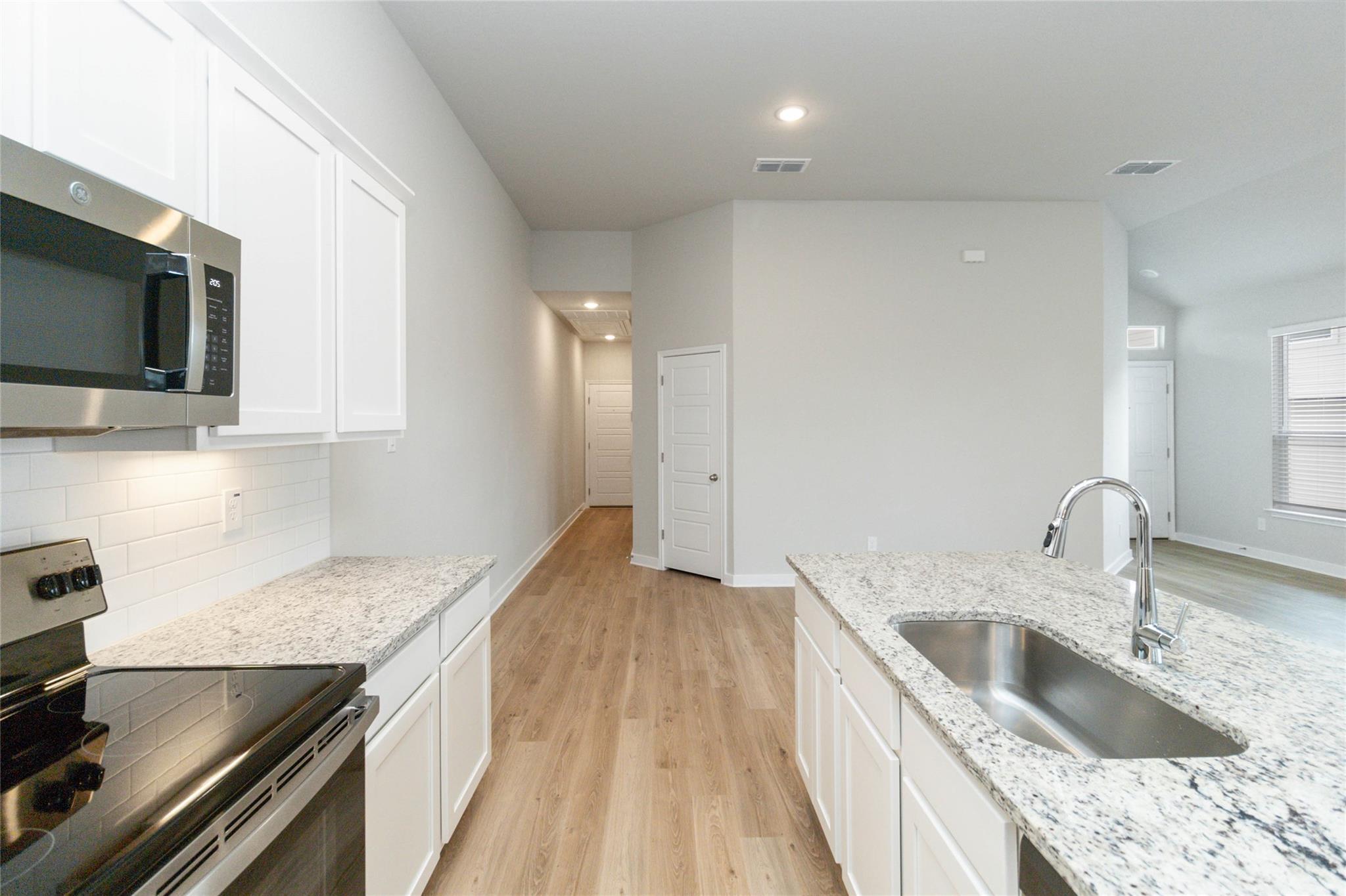 775 Staglin St #b Property Photo 11