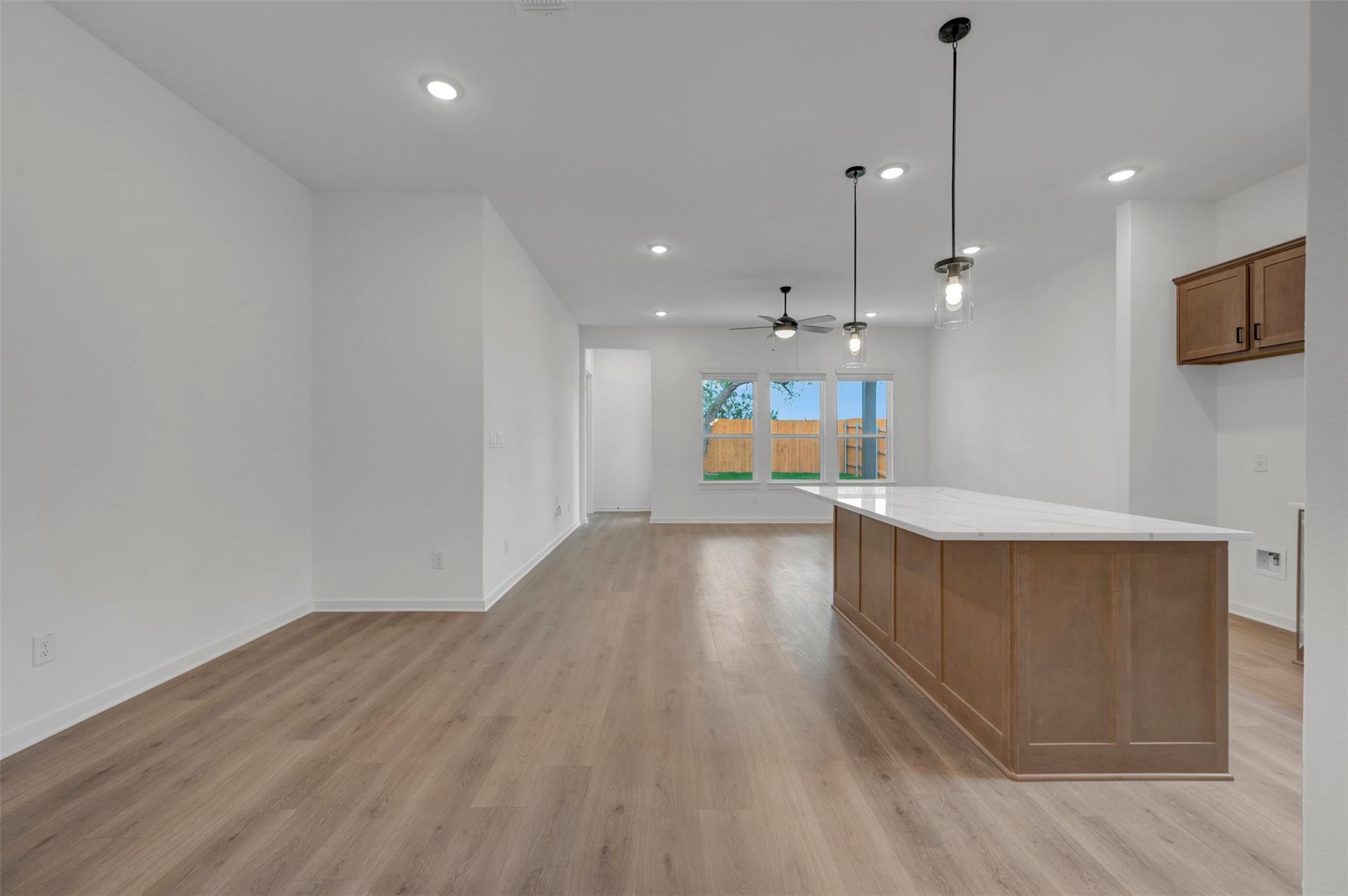 174 Norway Spruce St Property Photo 2