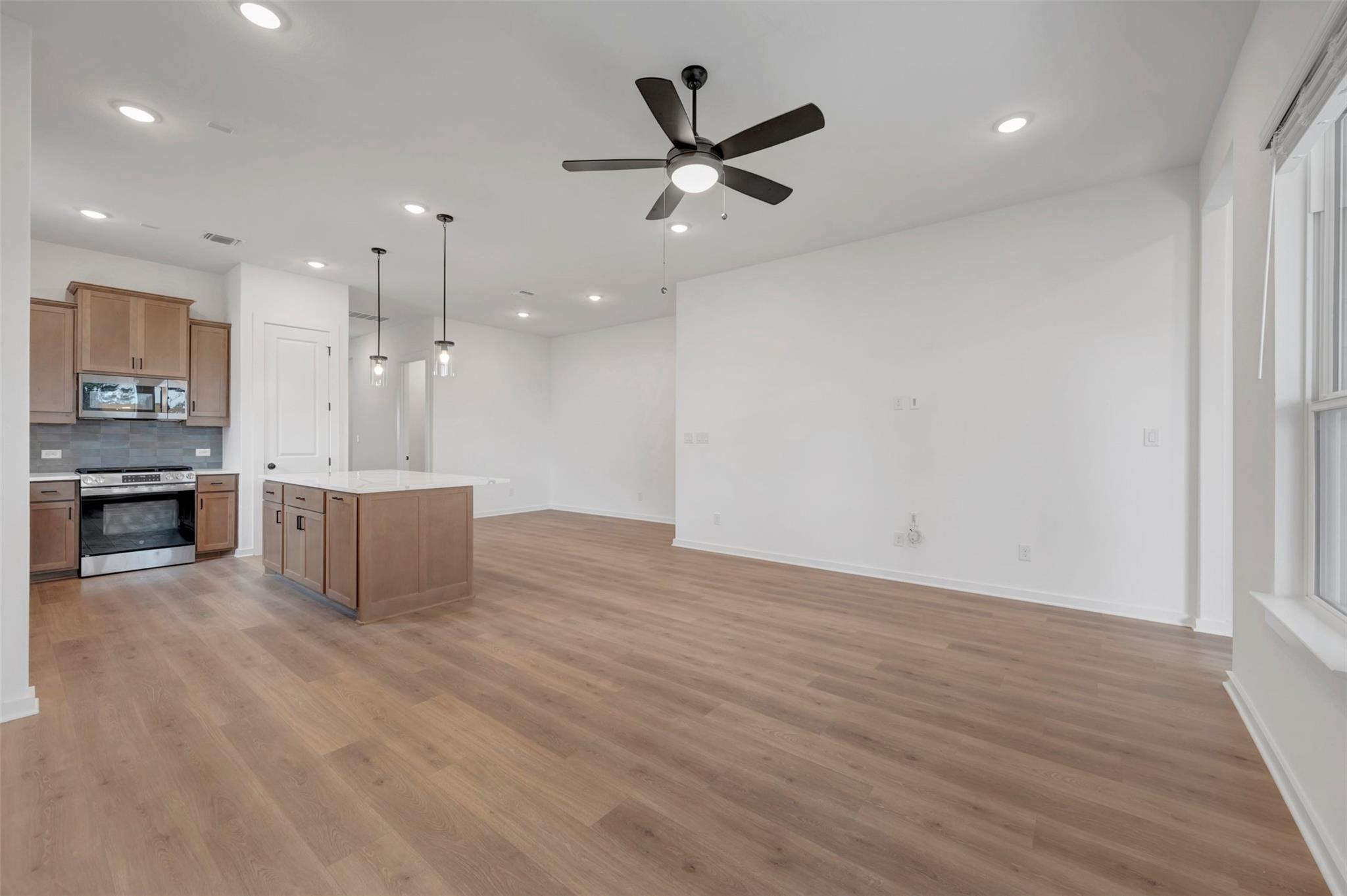 174 Norway Spruce St Property Photo 10