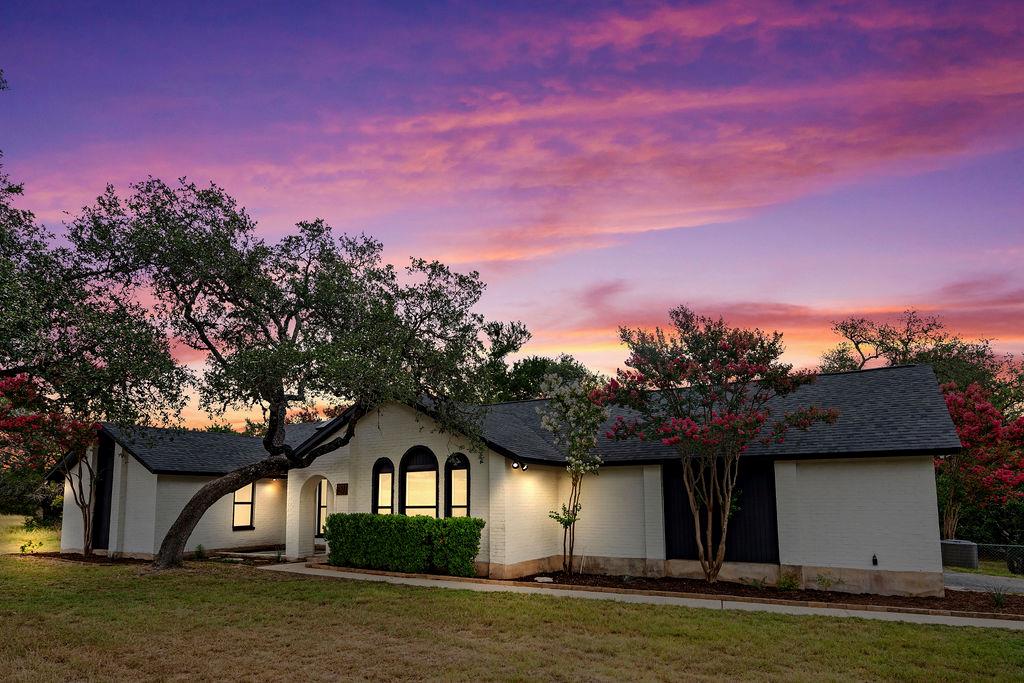 8401 Persimmon Grv Property Photo 1