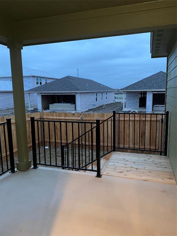 130 Fairmeadow Downs Dr Property Photo 4