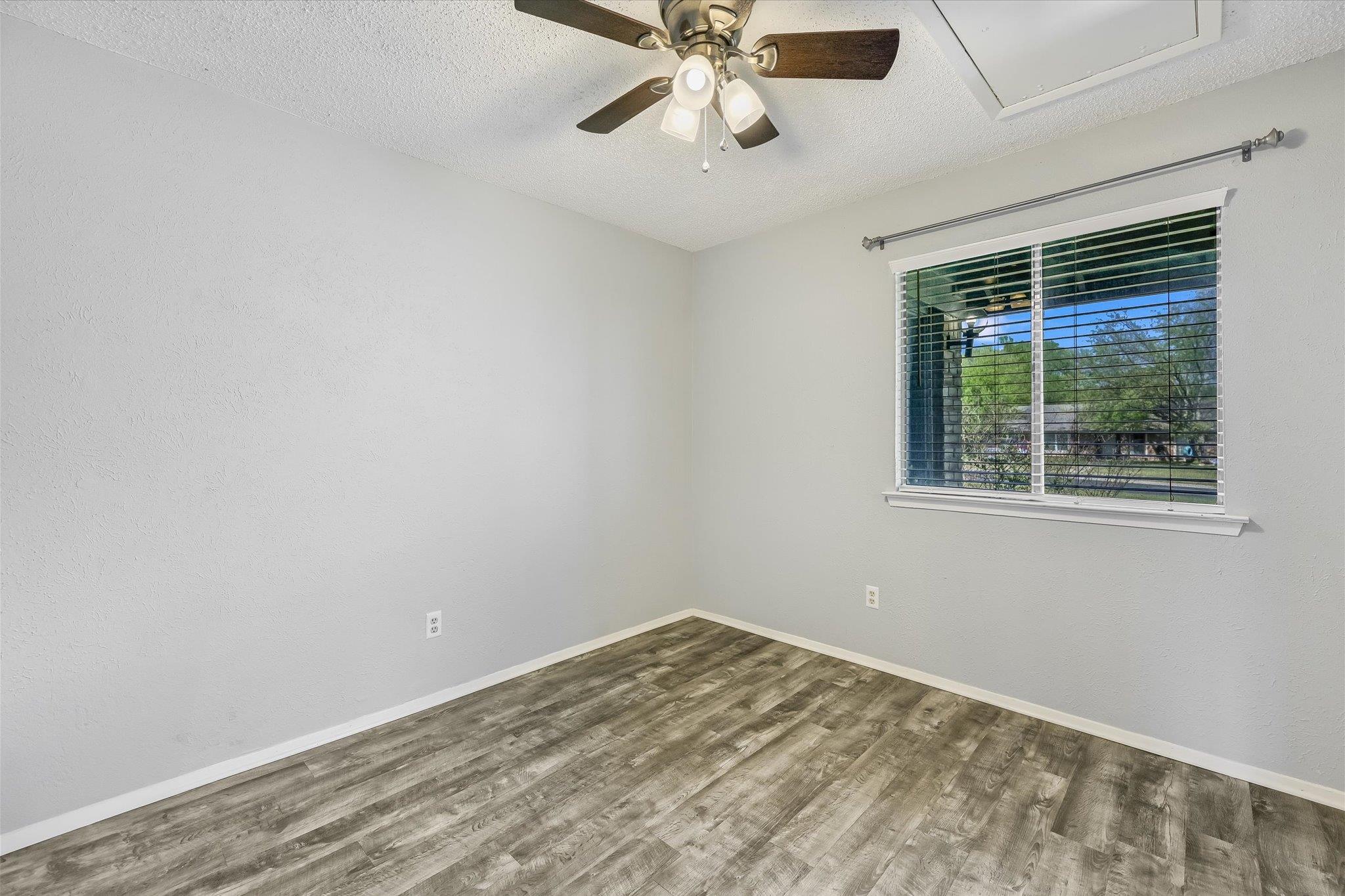 317 W William Cannon Dr Unit A And B Property Photo 10