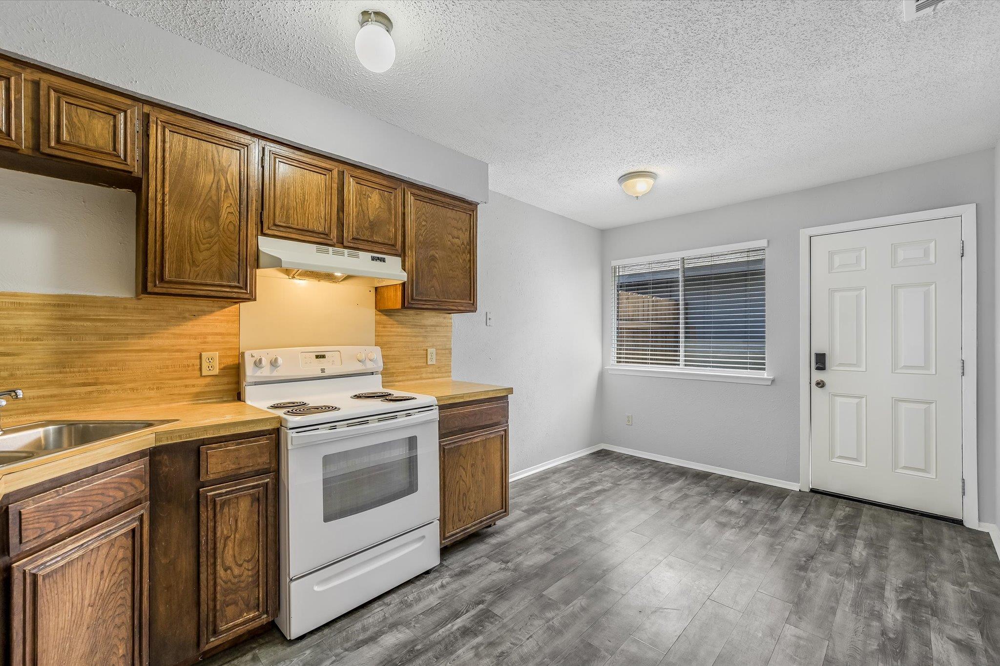 317 W William Cannon Dr Unit A And B Property Photo 17