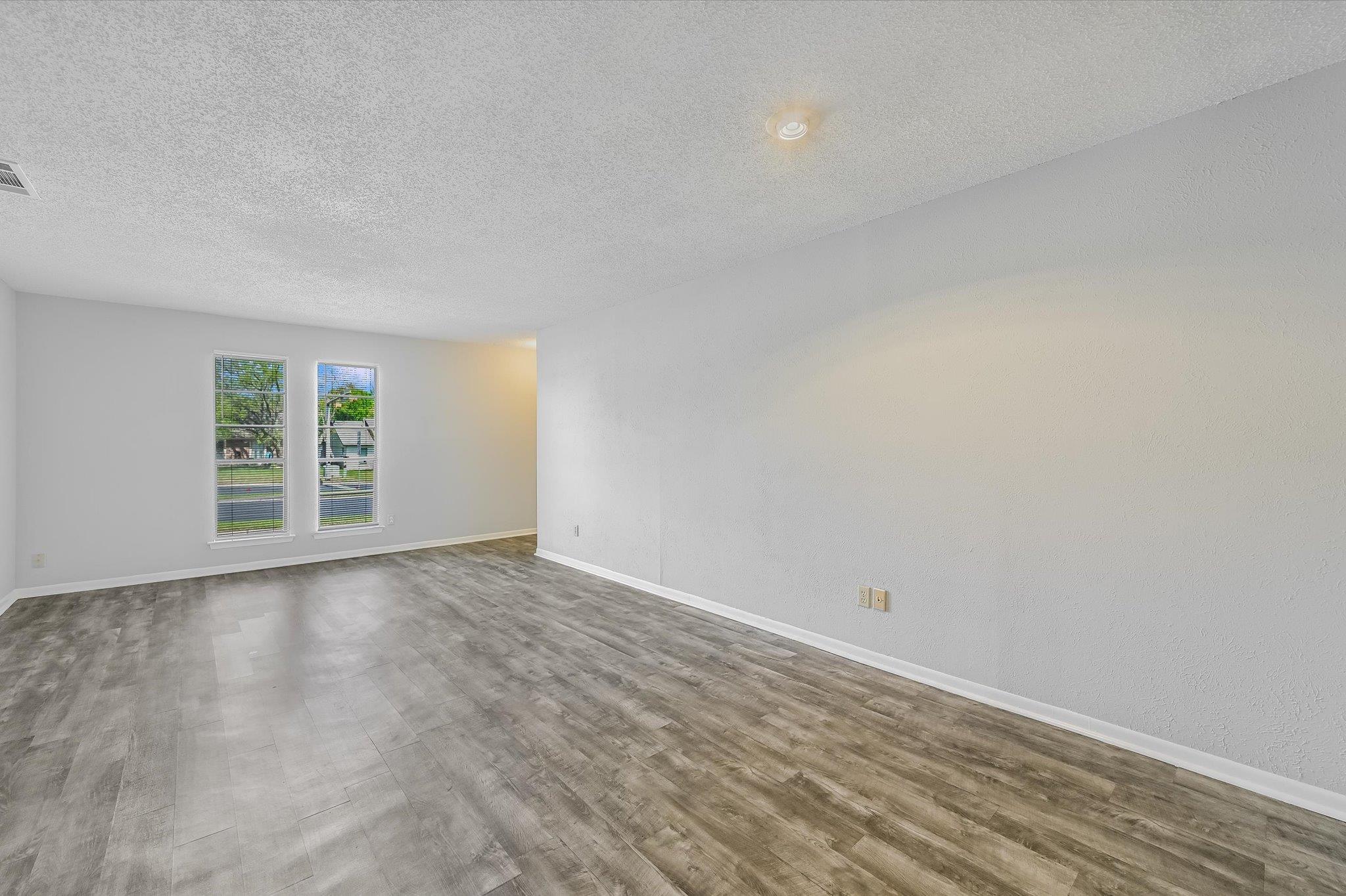 317 W William Cannon Dr Unit A And B Property Photo 19