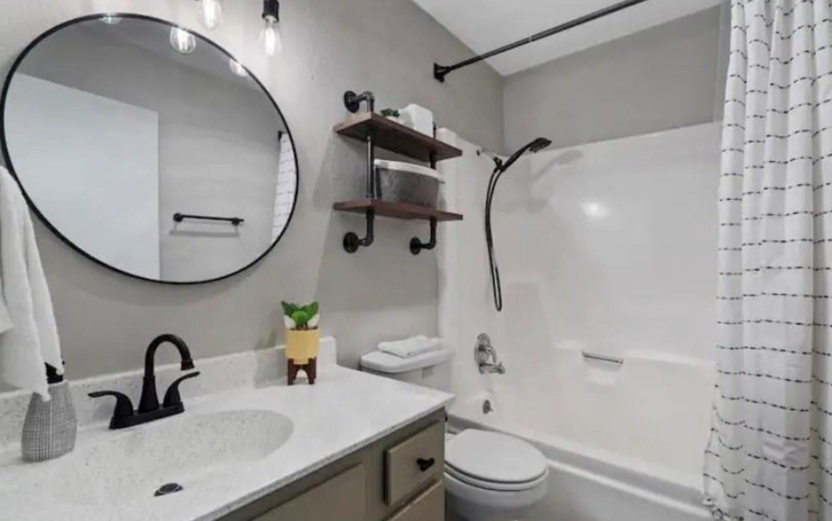 200 Laurel Dr #a Property Photo 10