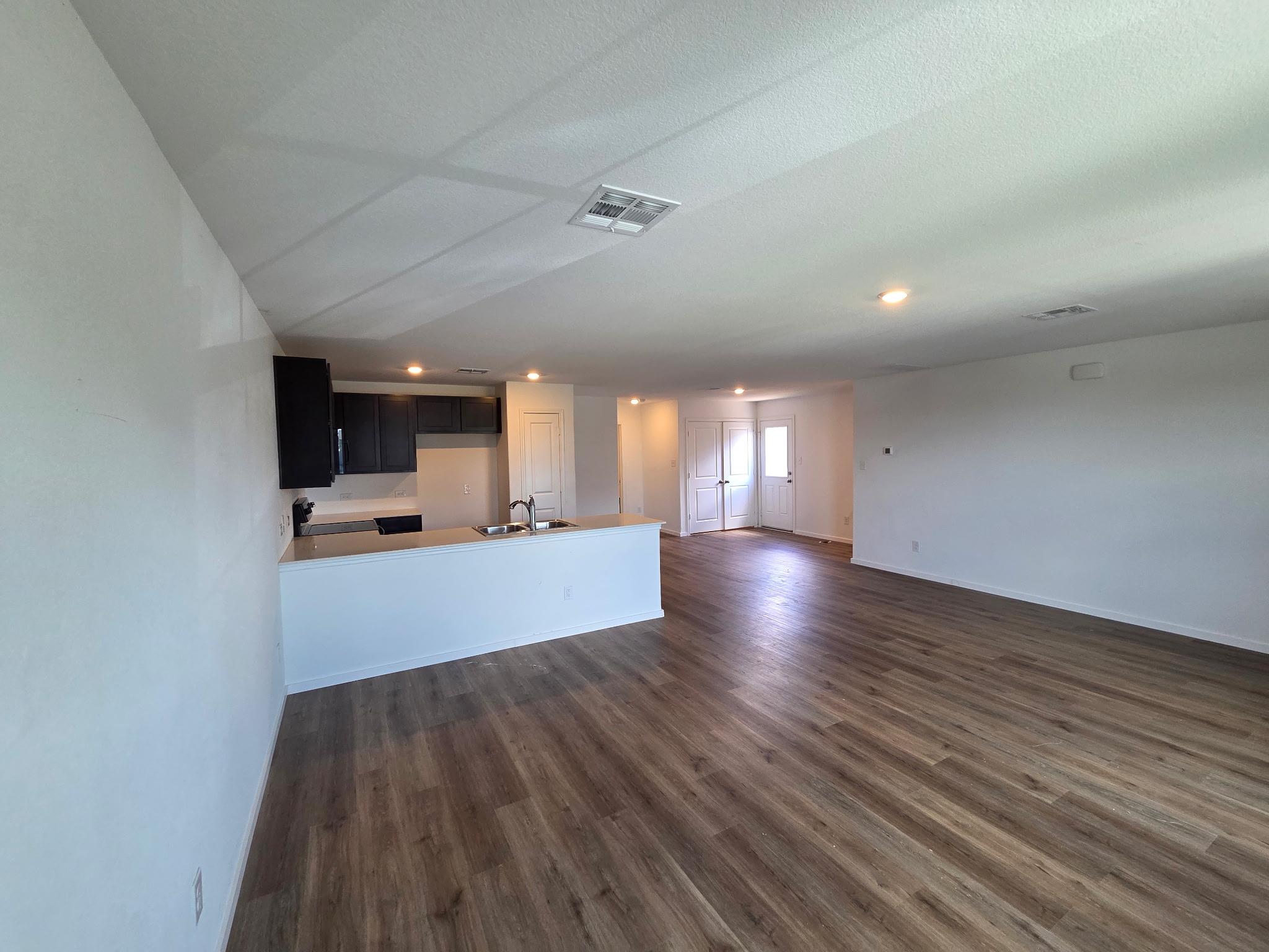 253 Texas Angel Way Property Photo 5