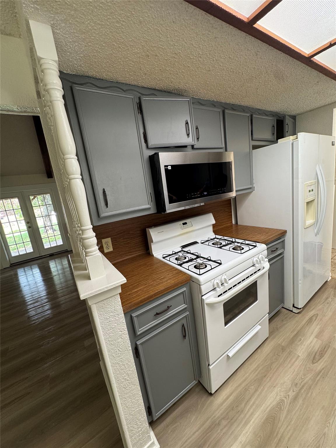1309 Radam Cir Property Photo 4