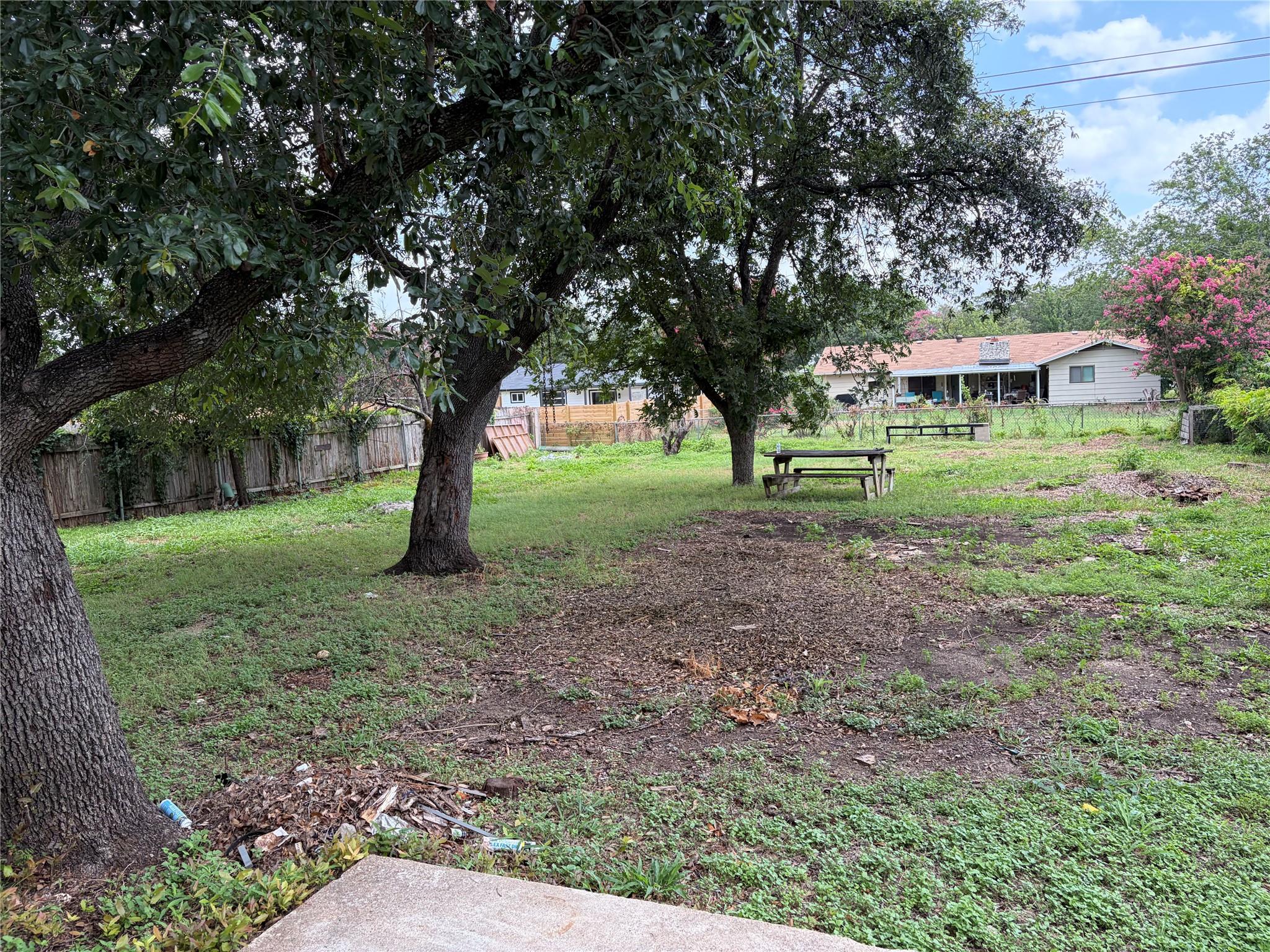 1309 Radam Cir Property Photo 22