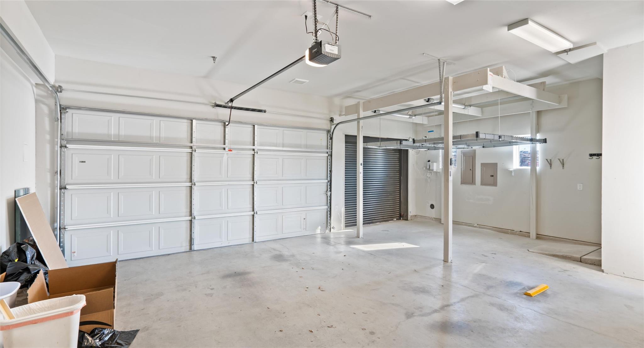 1411 Town Creek Dr #4 Property Photo 6