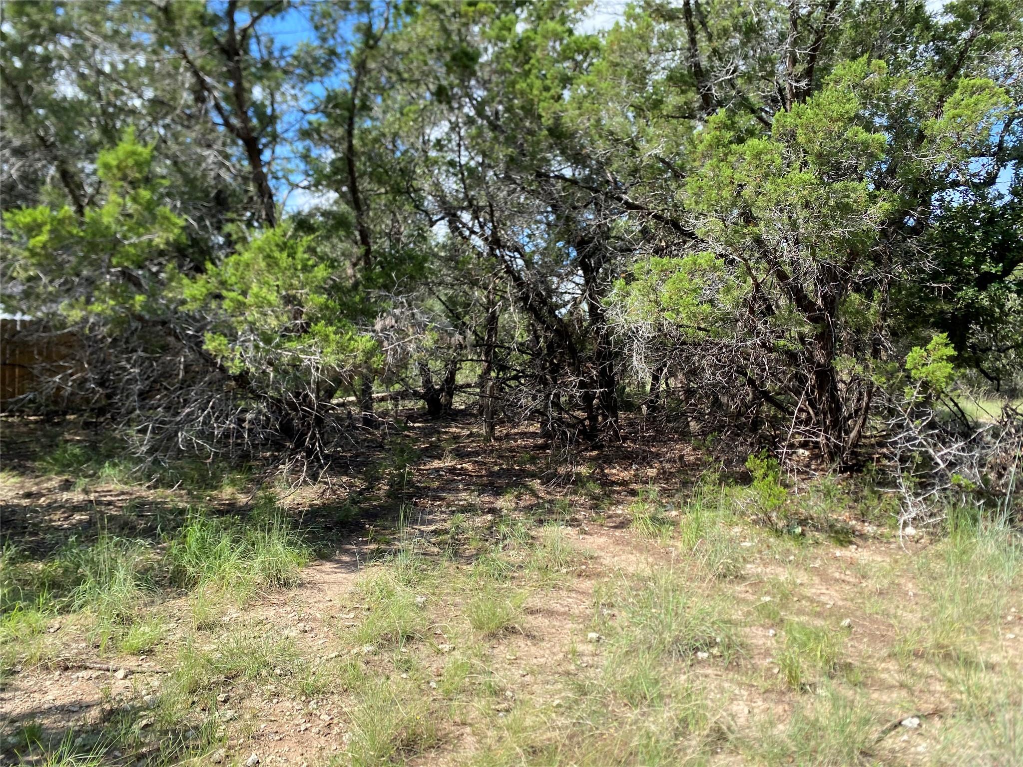 21105 Santa Rosa Ave Property Photo 1