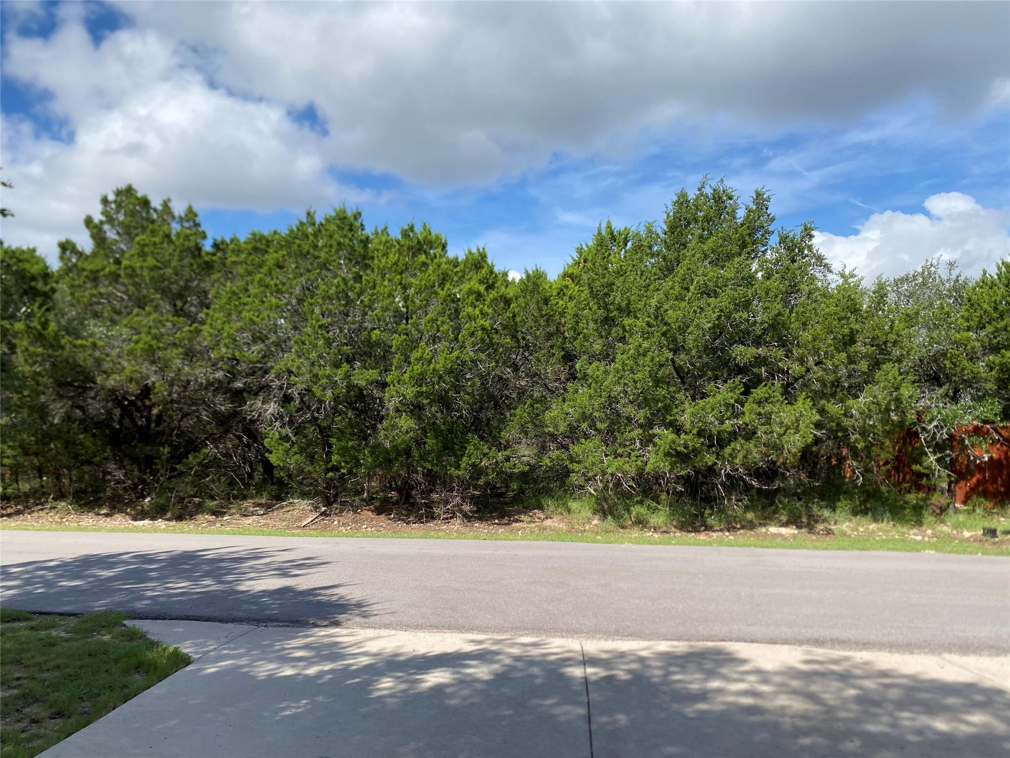 21105 Santa Rosa Ave Property Photo 11