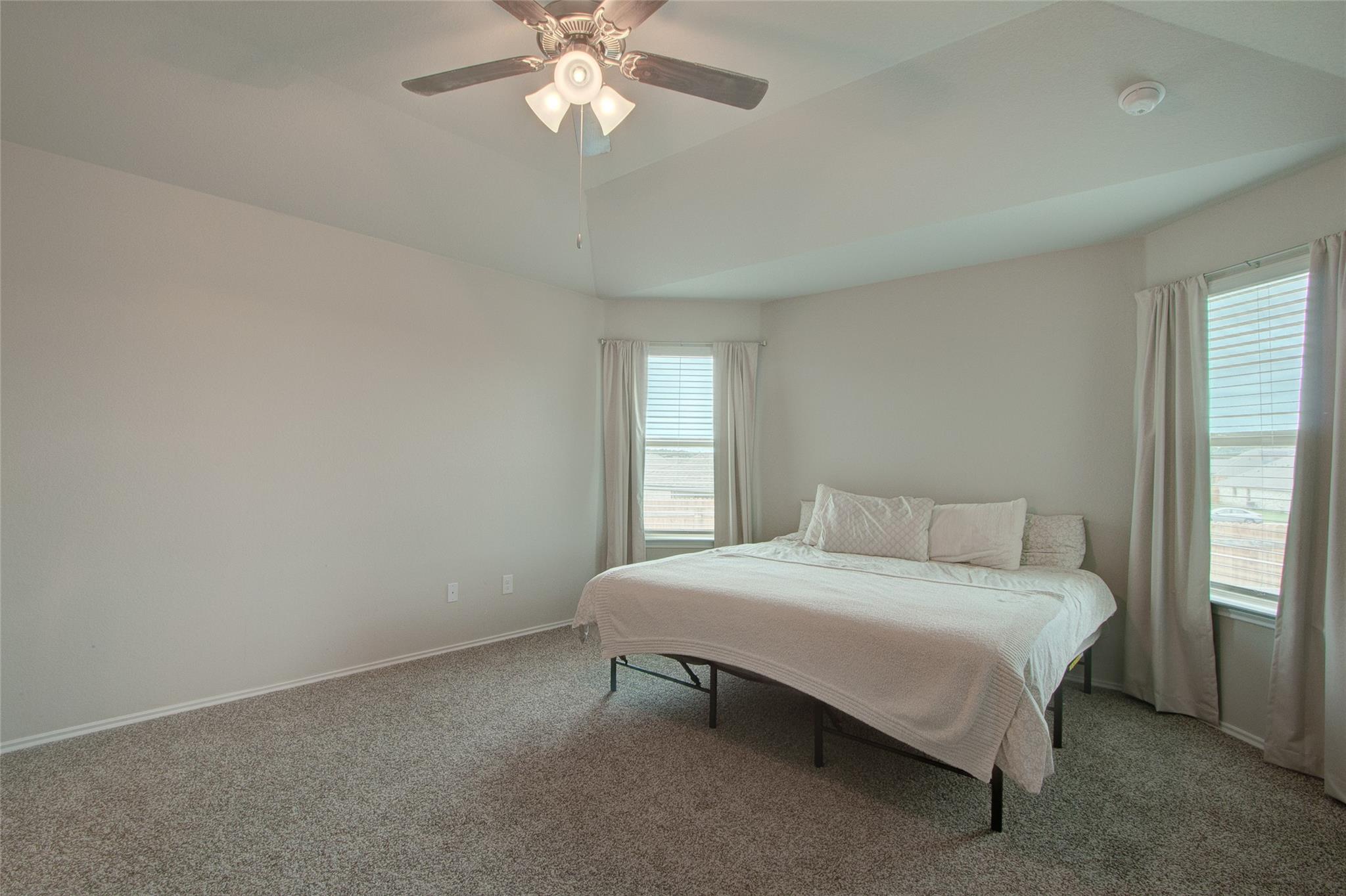 1317 Cesarina St Property Photo 13