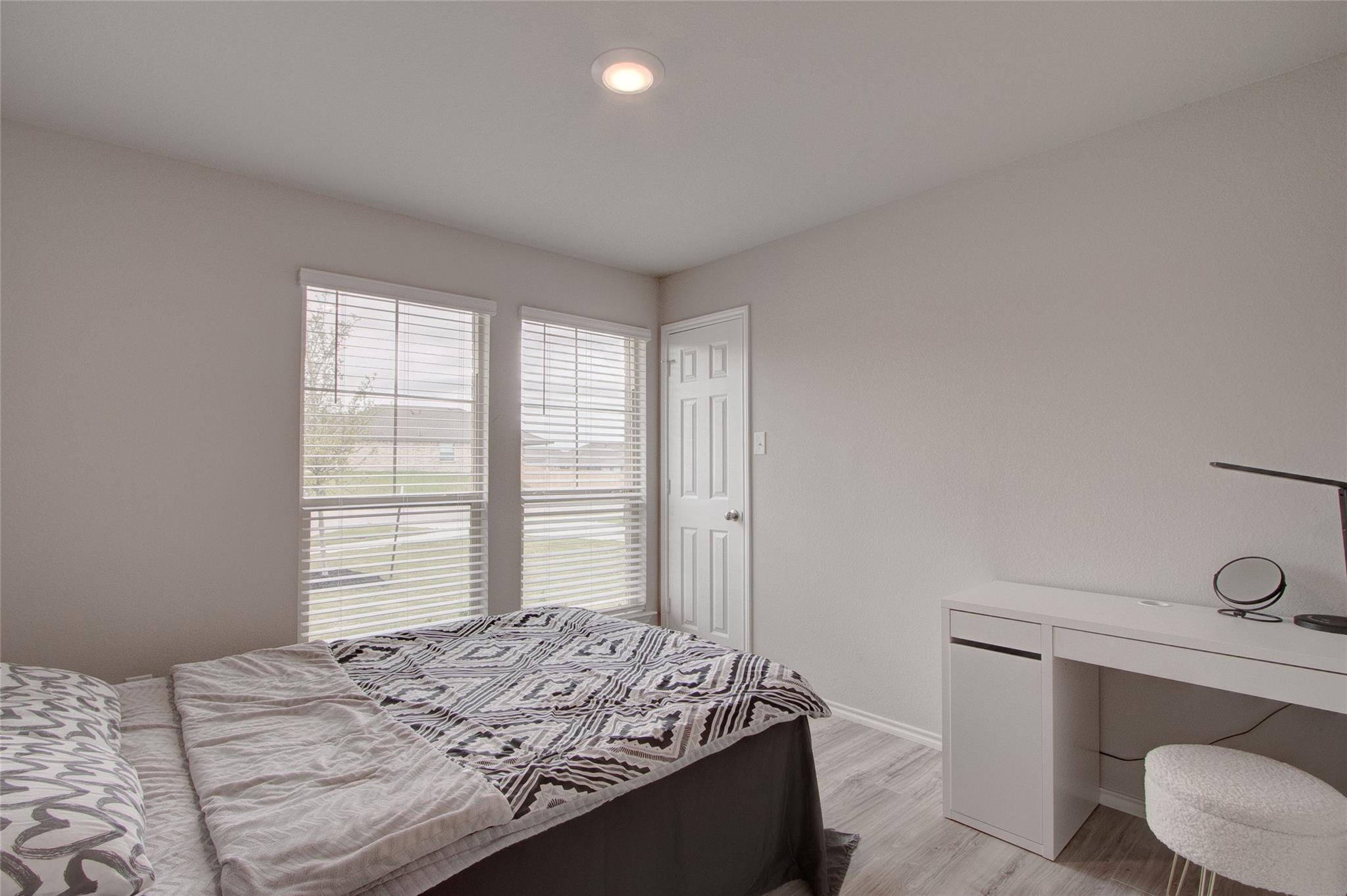 1317 Cesarina St Property Photo 19