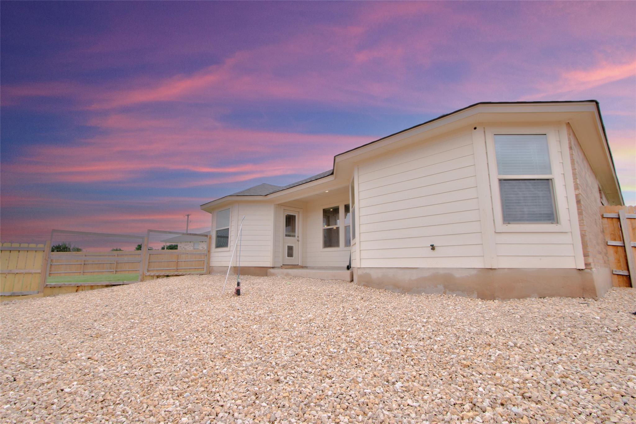1317 Cesarina St Property Photo 26