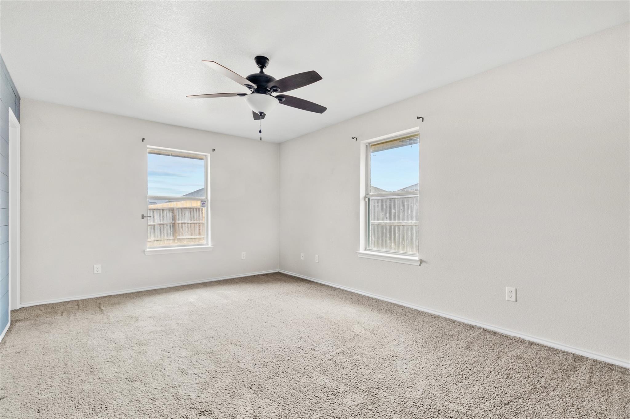 221 Timber Ridge Dr Property Photo 13