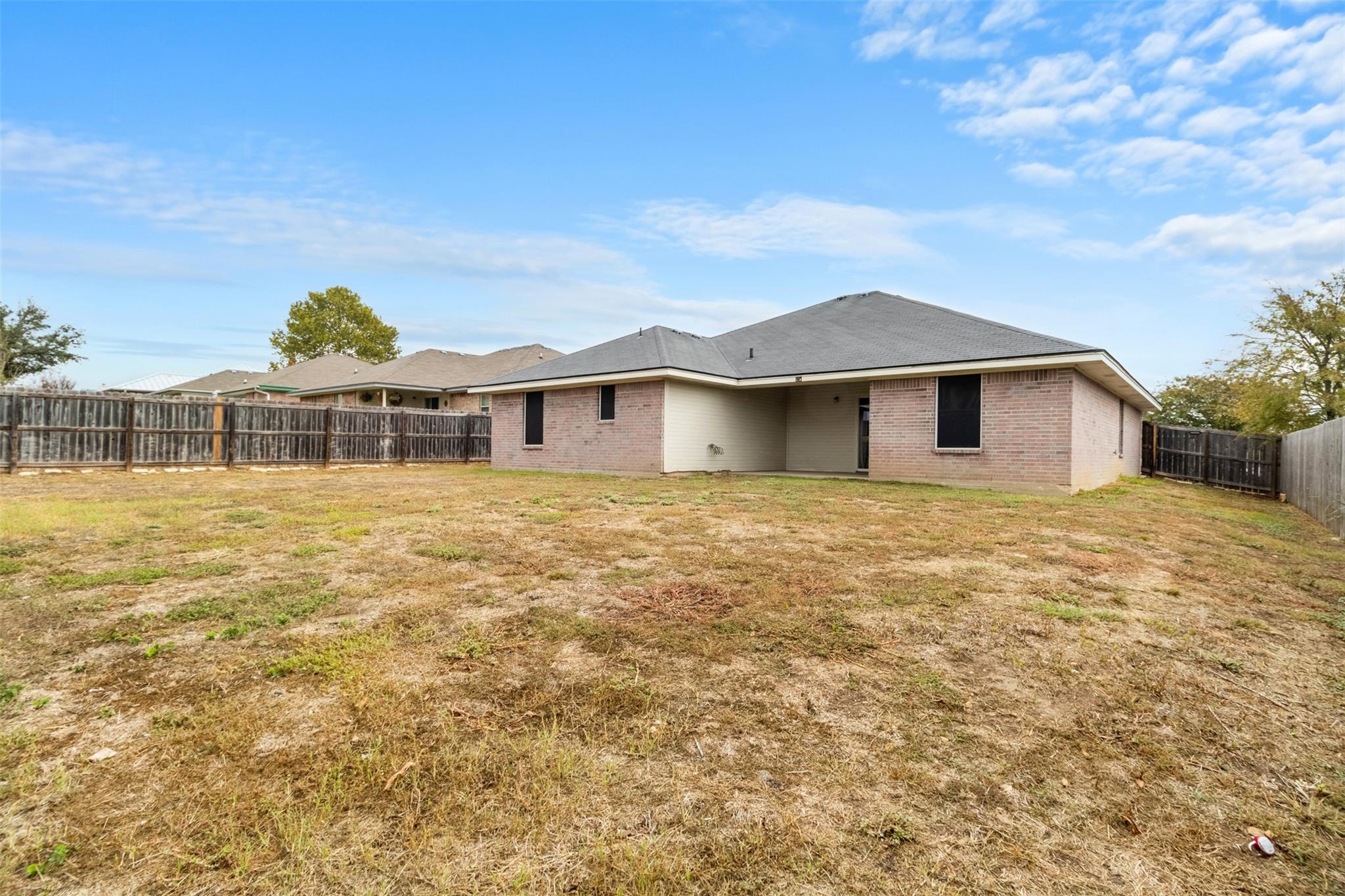 221 Timber Ridge Dr Property Photo 24