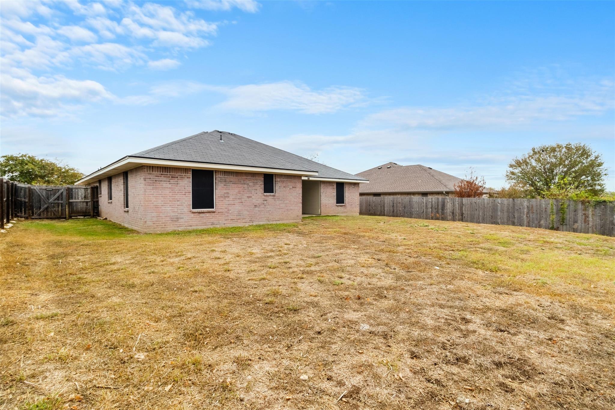 221 Timber Ridge Dr Property Photo 26
