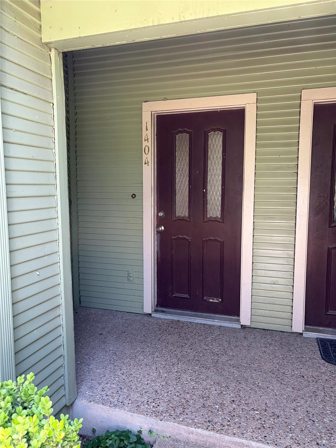 1404 Andra Ln Property Photo 3