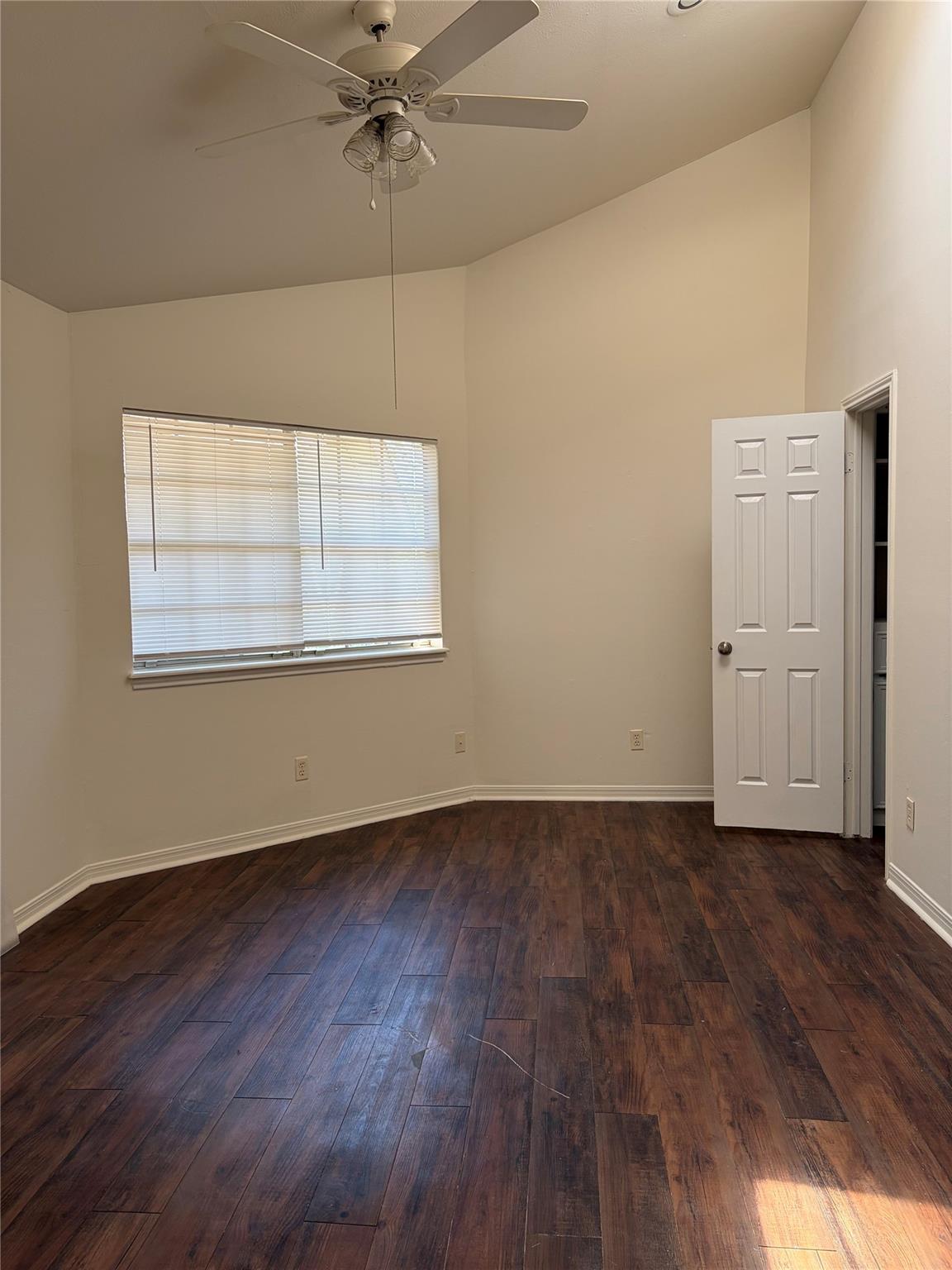1404 Andra Ln Property Photo 8