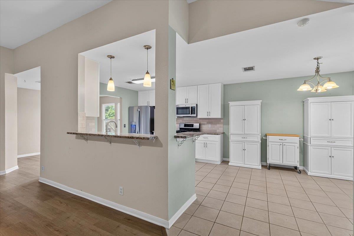 206 Evergreen Cir Property Photo 6