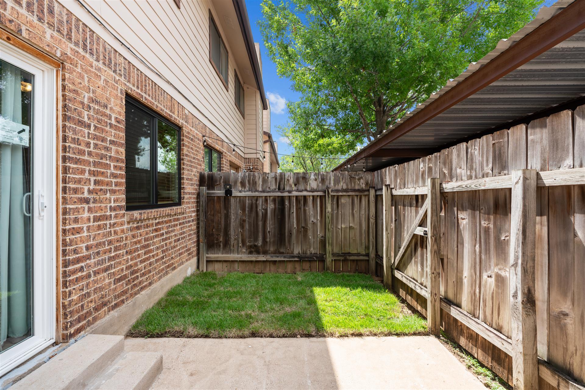 101 S Clearday Dr #122 Property Photo 11