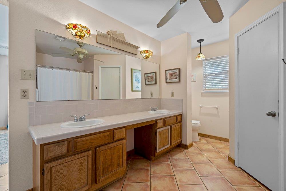 2111 Stallion Springs Dr Property Photo 33