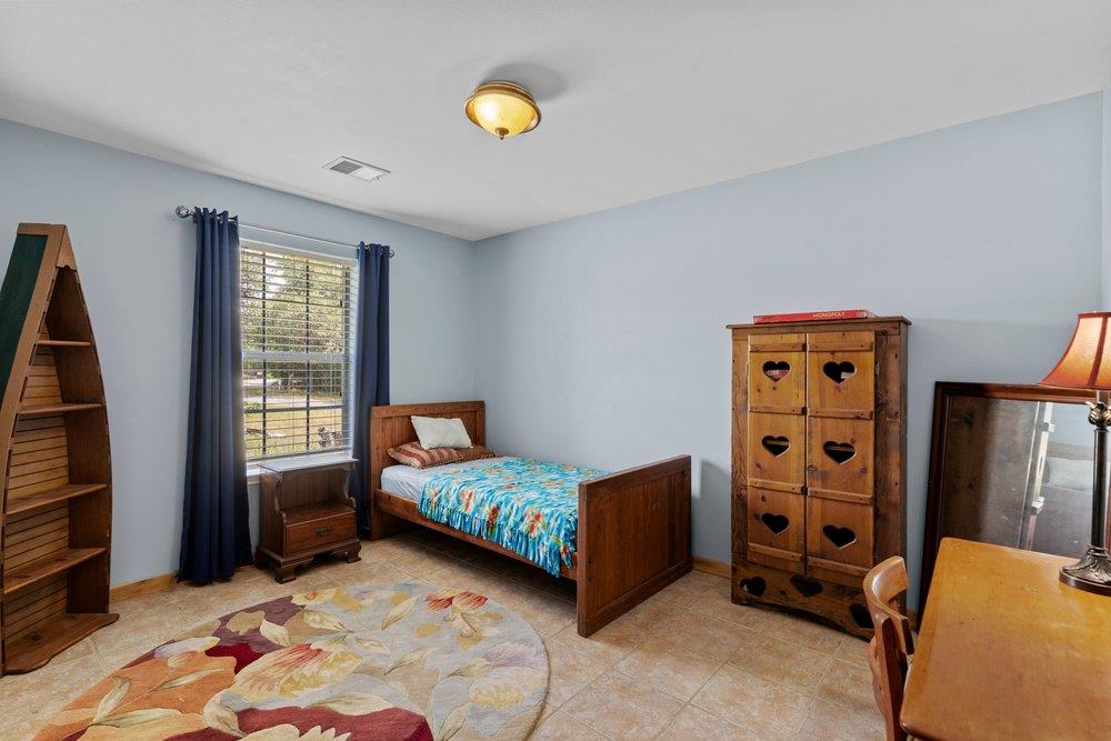 2111 Stallion Springs Dr Property Photo 34