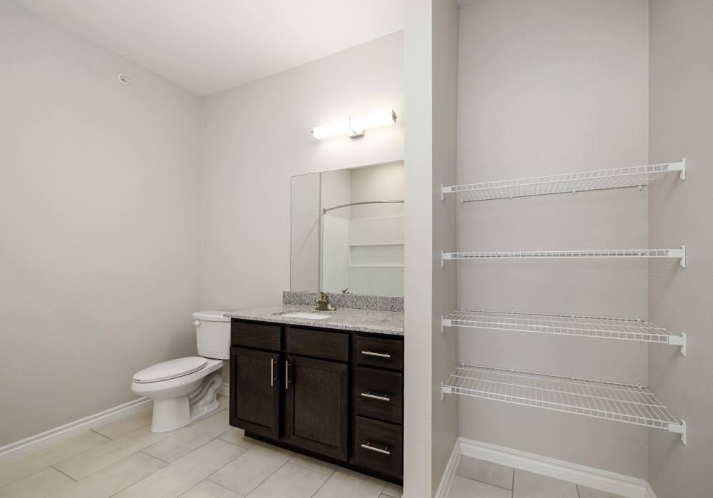 2551 N Guadalupe St #4204 Property Photo 11