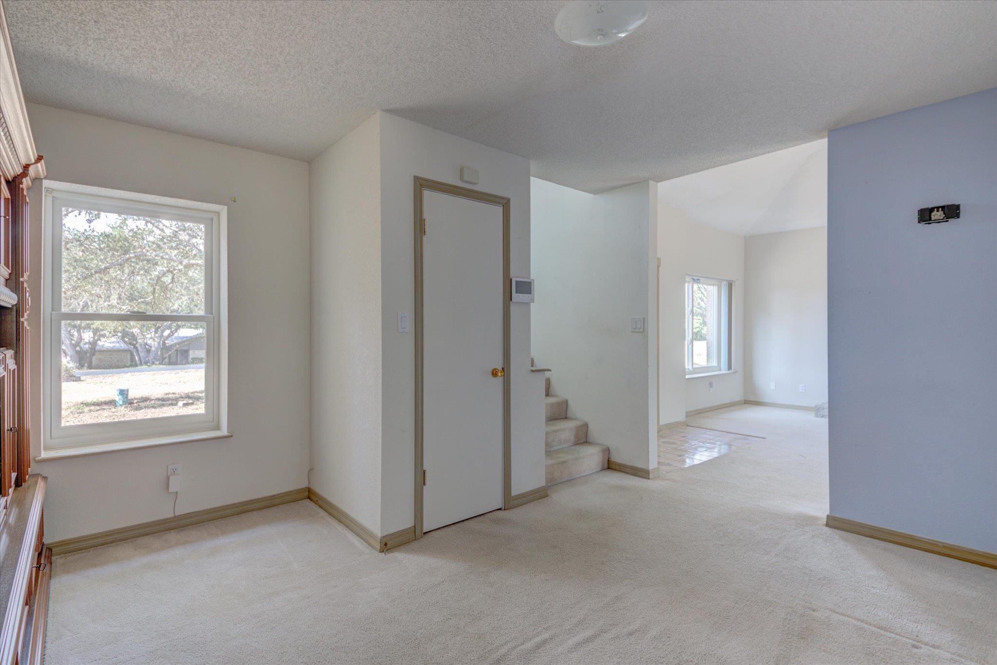 9402 Claxton Dr Property Photo 14