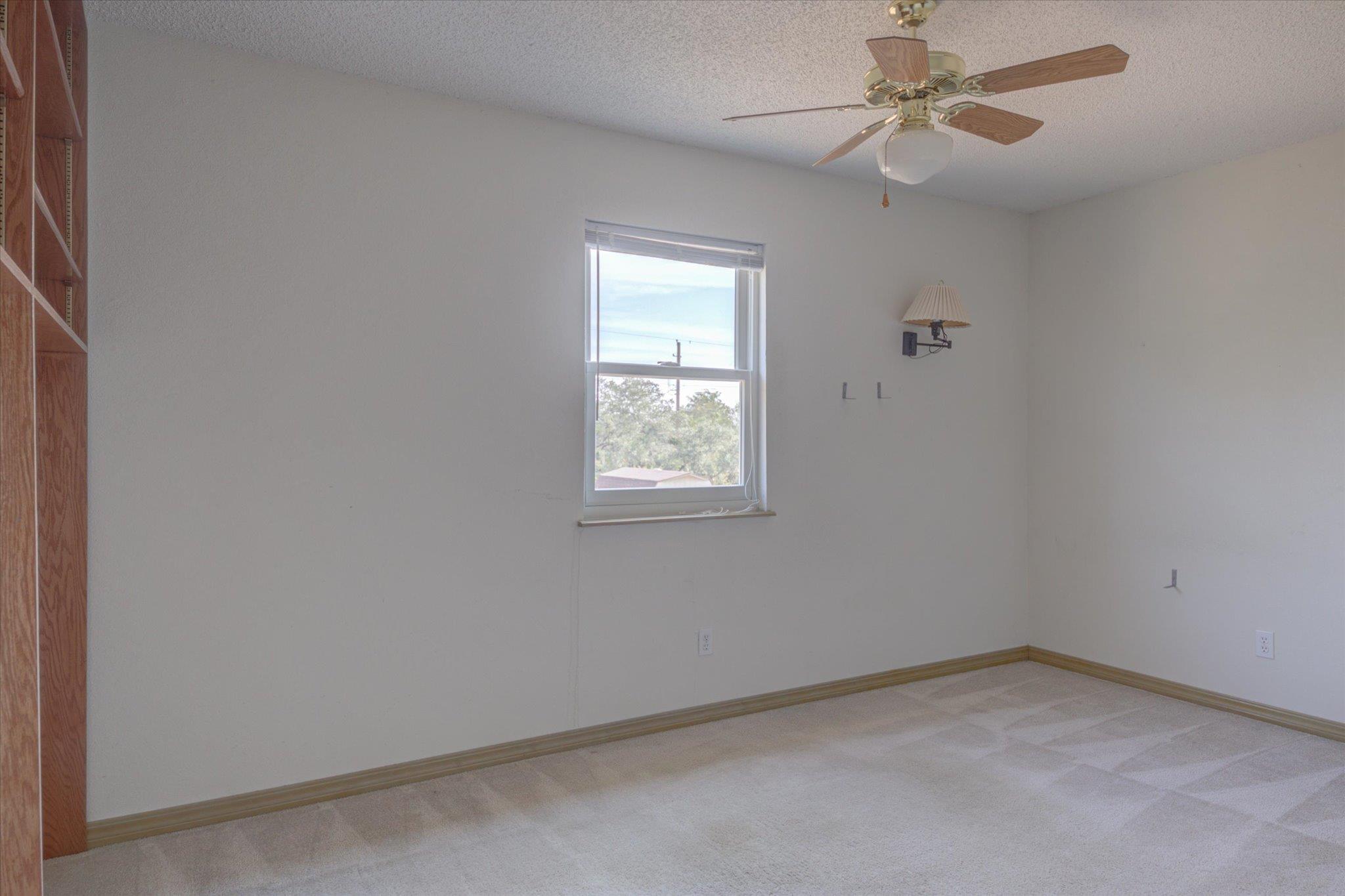 9402 Claxton Dr Property Photo 20