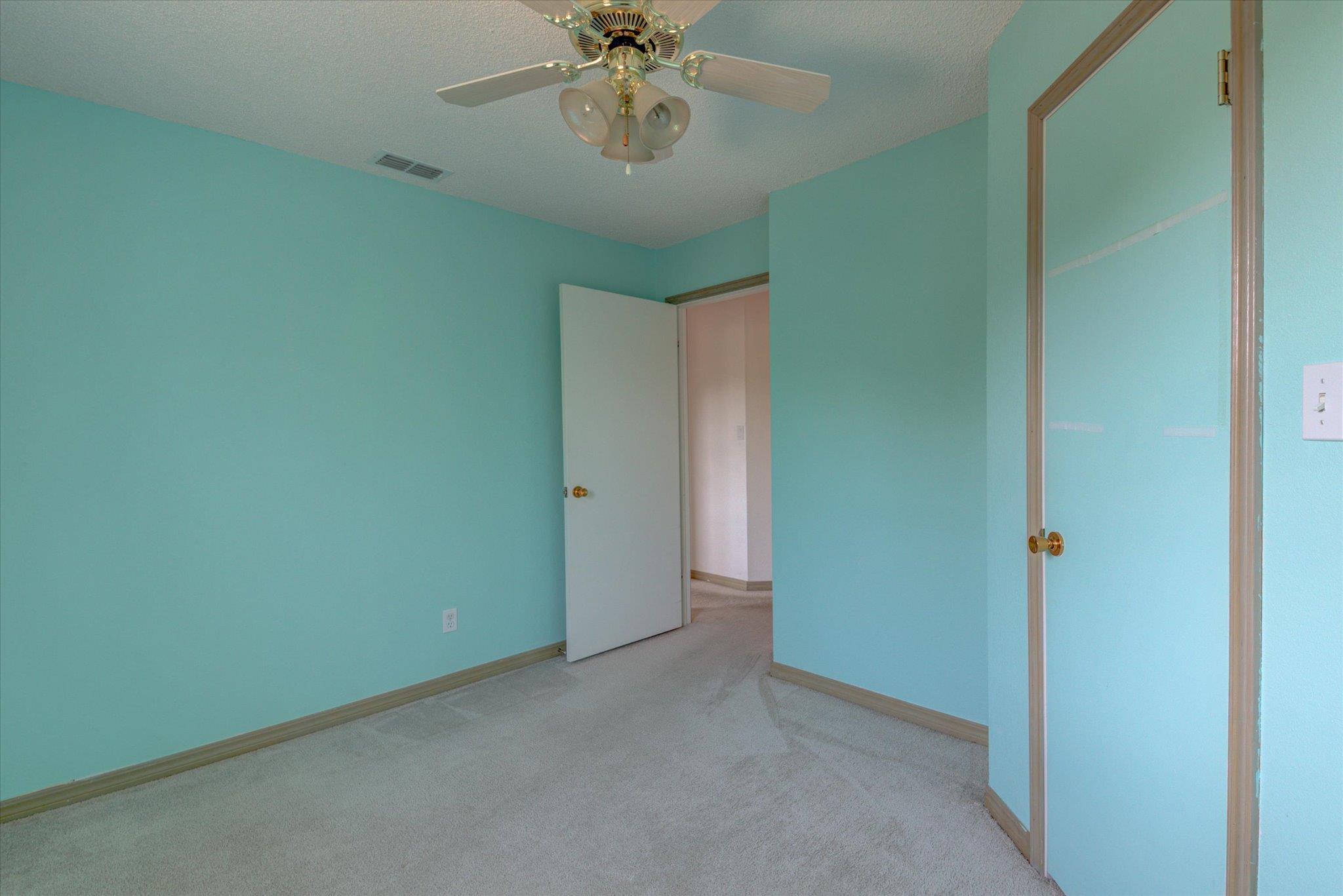 9402 Claxton Dr Property Photo 23