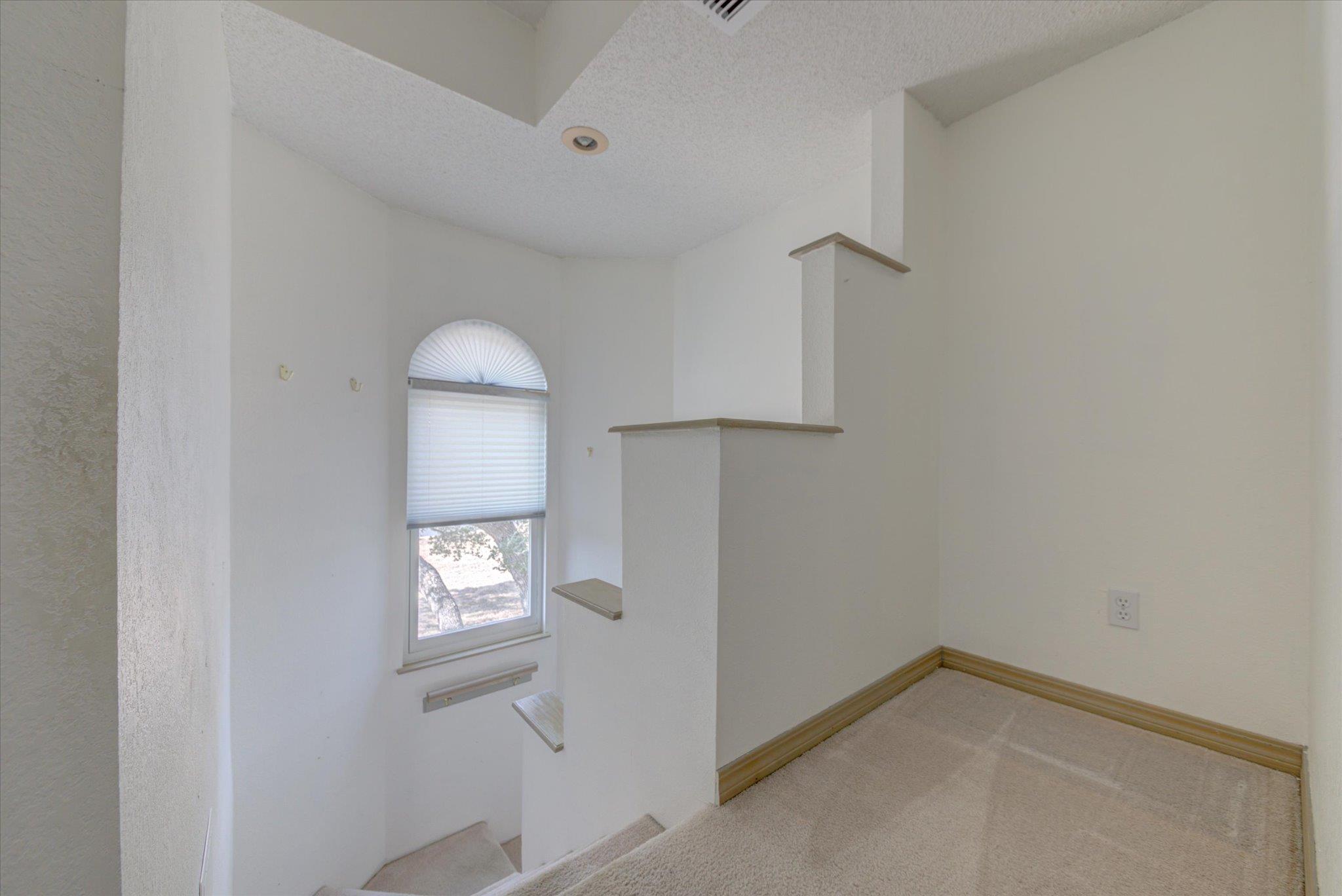9402 Claxton Dr Property Photo 25