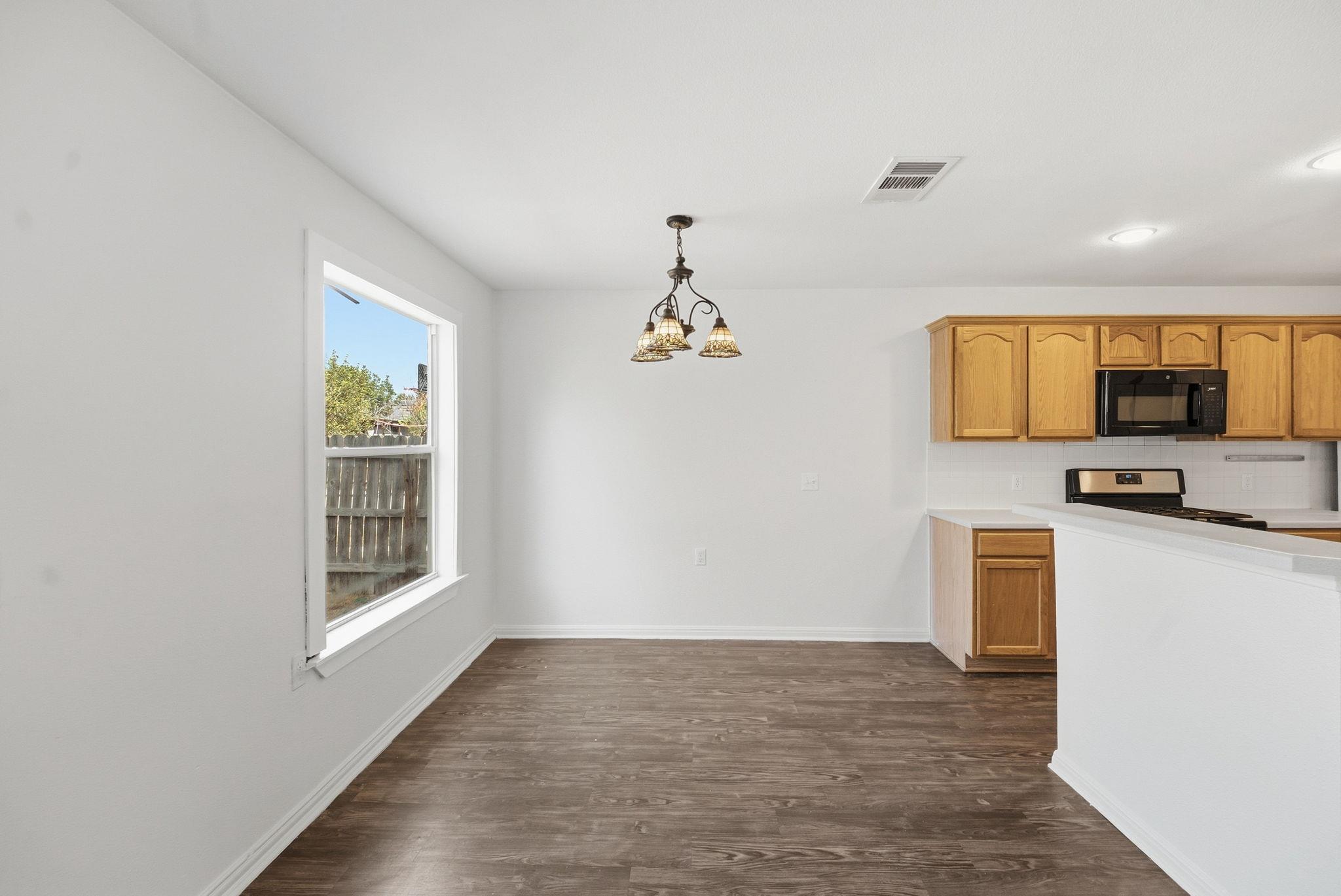 11406 Robert Wooding Dr Property Photo 7