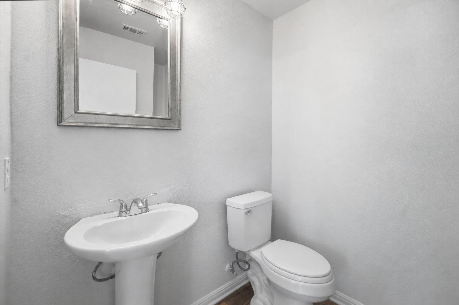 11406 Robert Wooding Dr Property Photo 11
