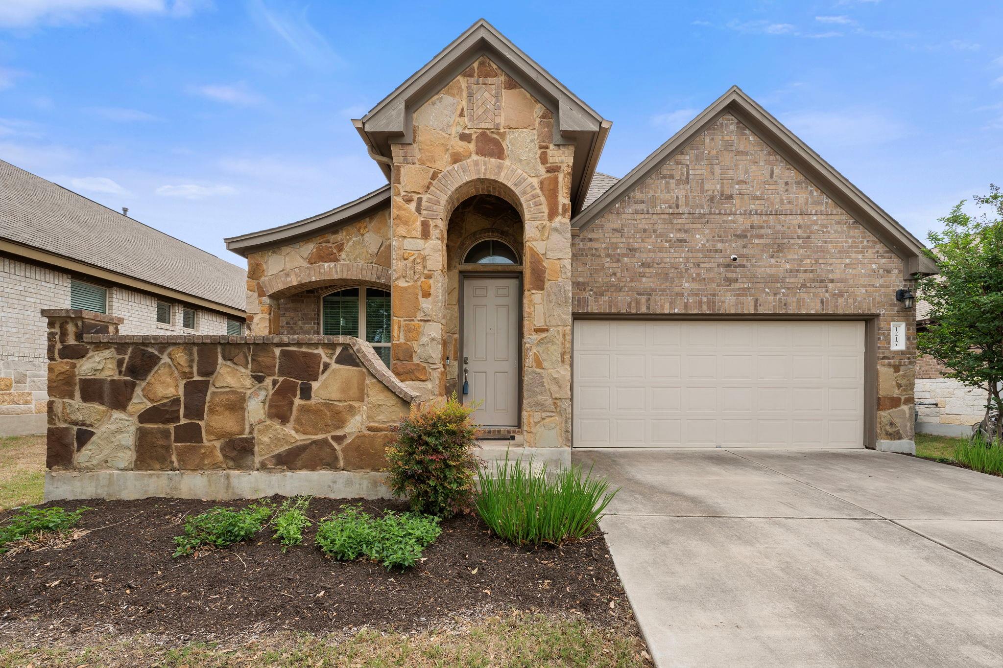 1217 Clearwing Cir Property Photo