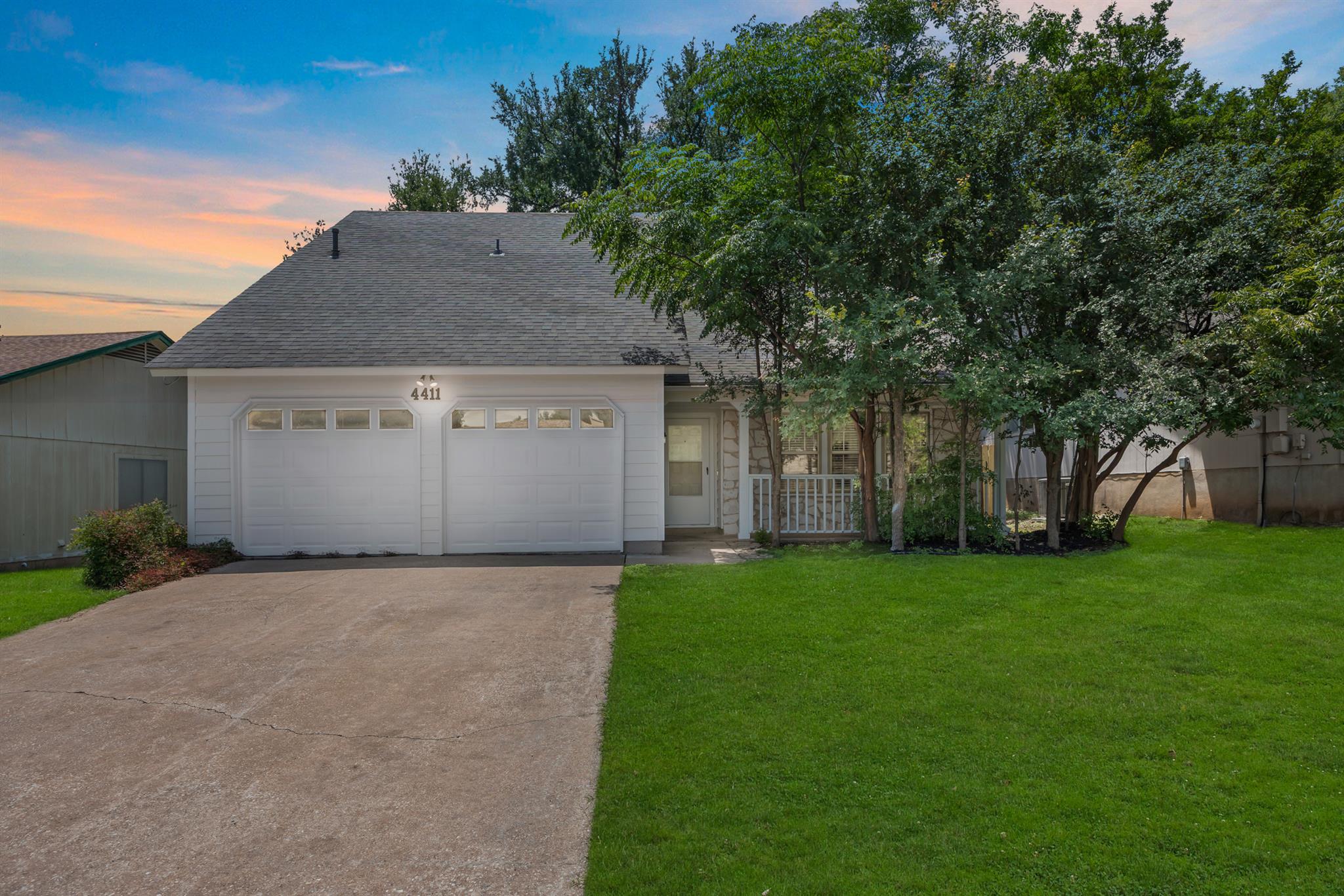 4411 Cumbria Ln Property Photo 1