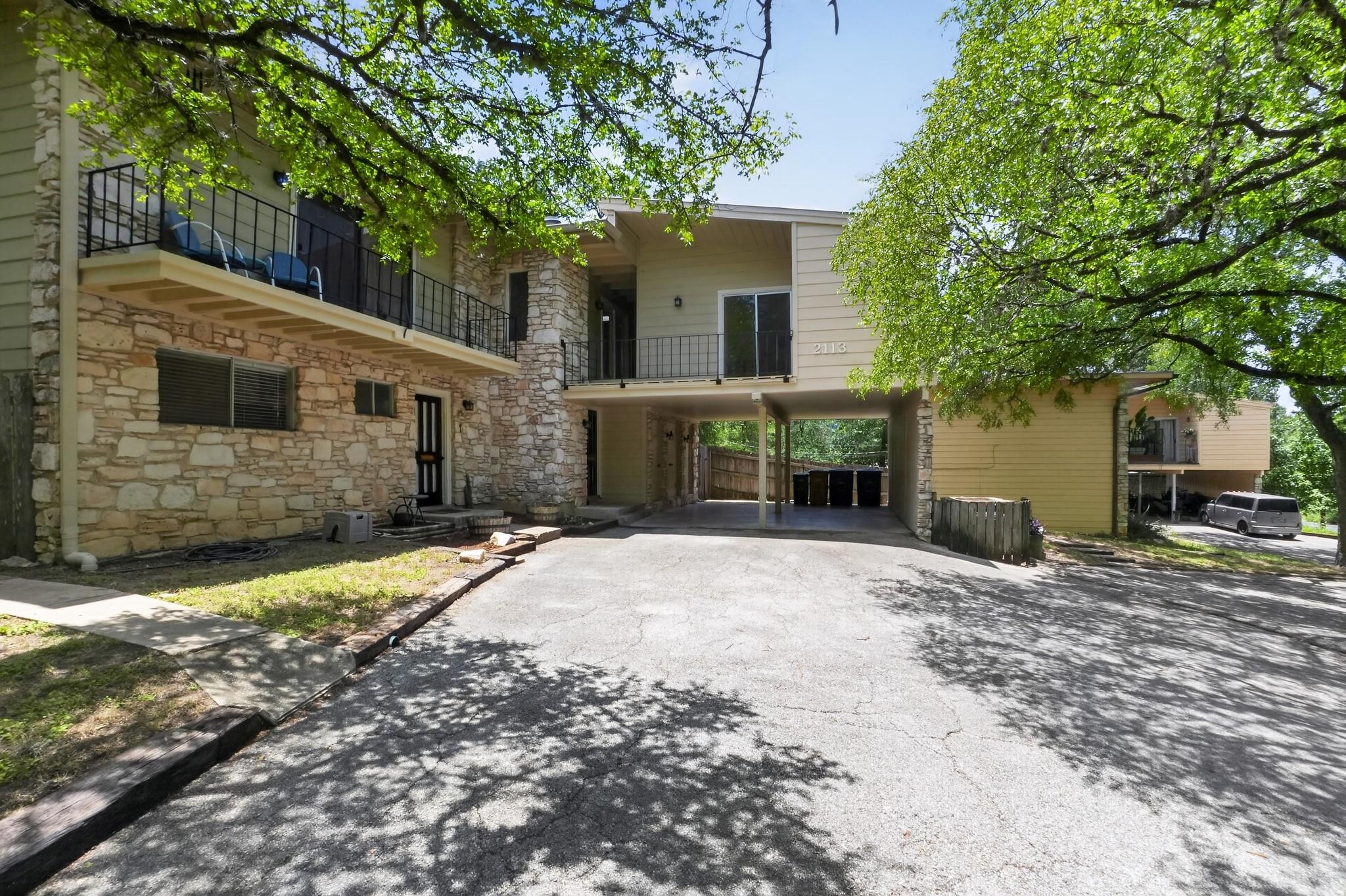 2113 Rabb Rd Property Photo 1