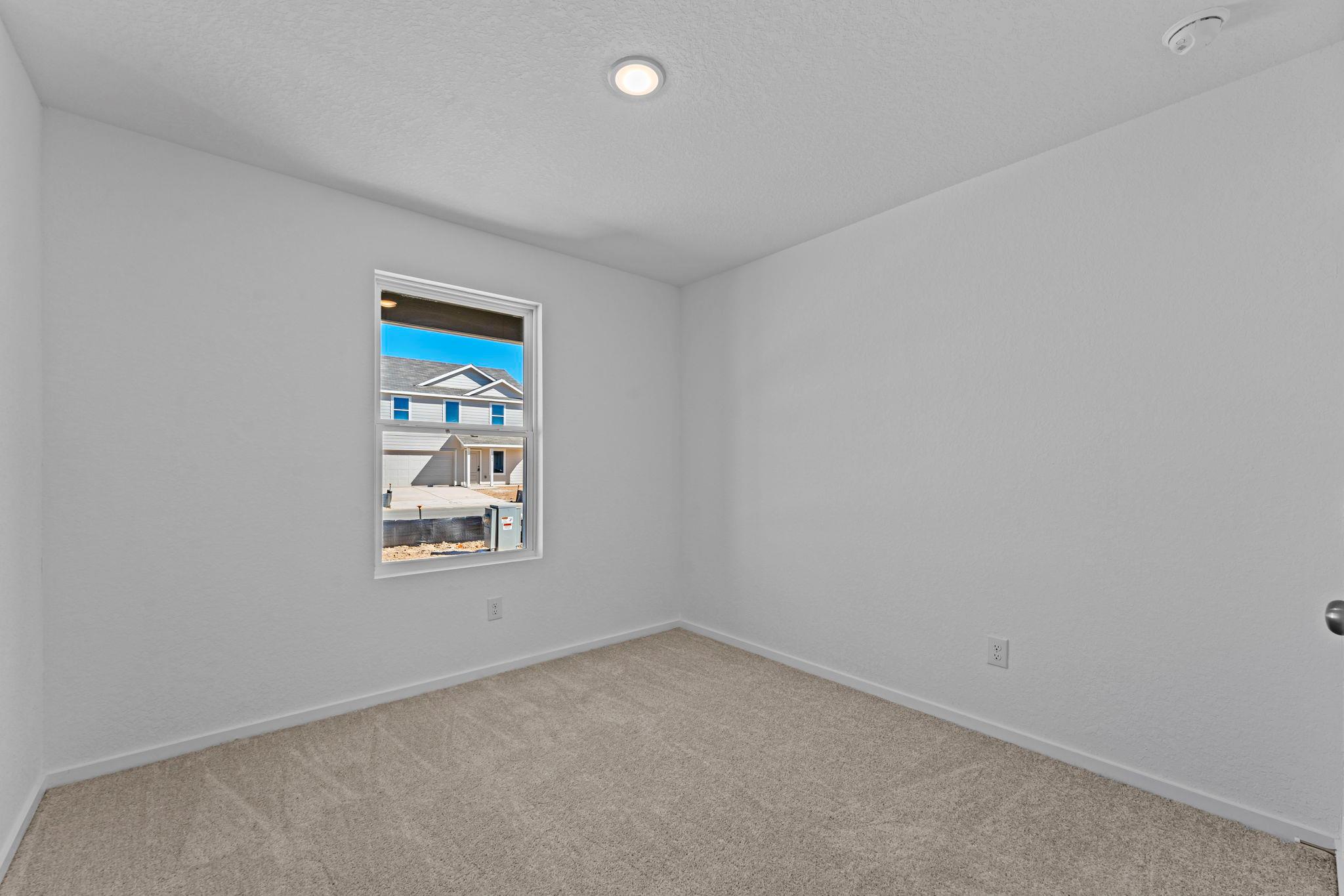107 Ellendale Pl Property Photo 4