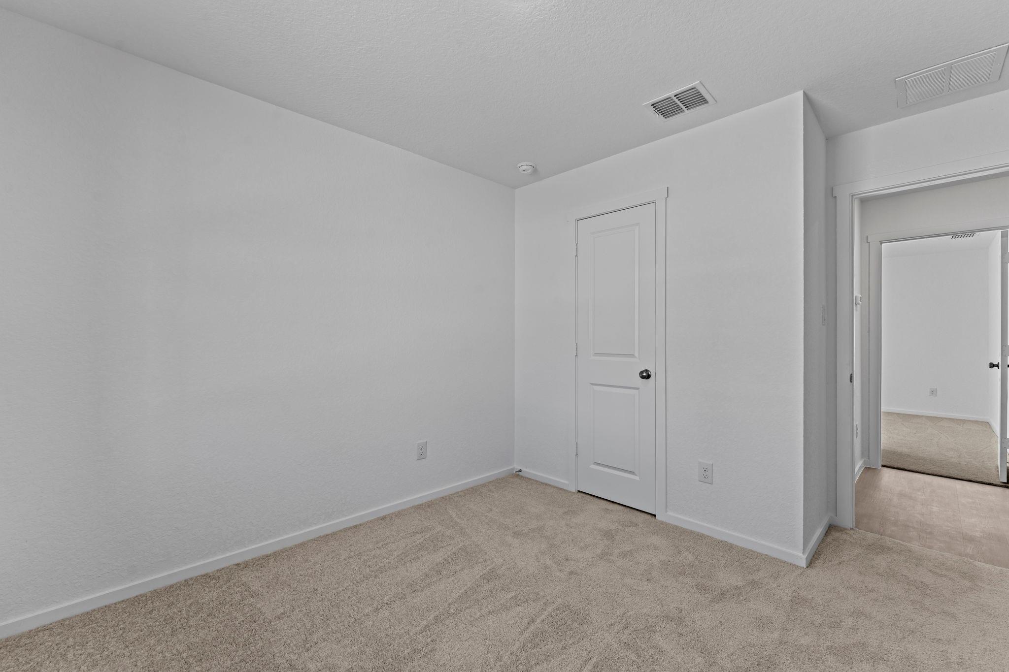 107 Ellendale Pl Property Photo 6