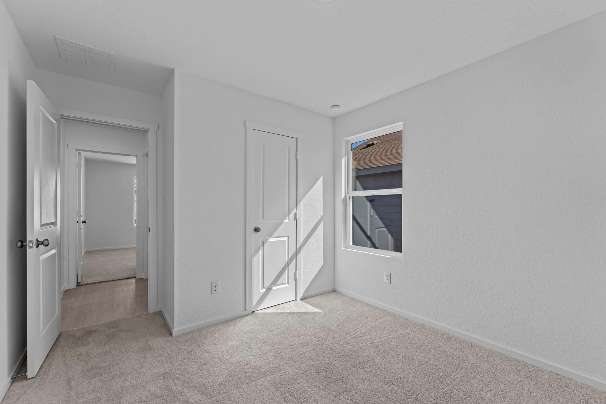 107 Ellendale Pl Property Photo 9