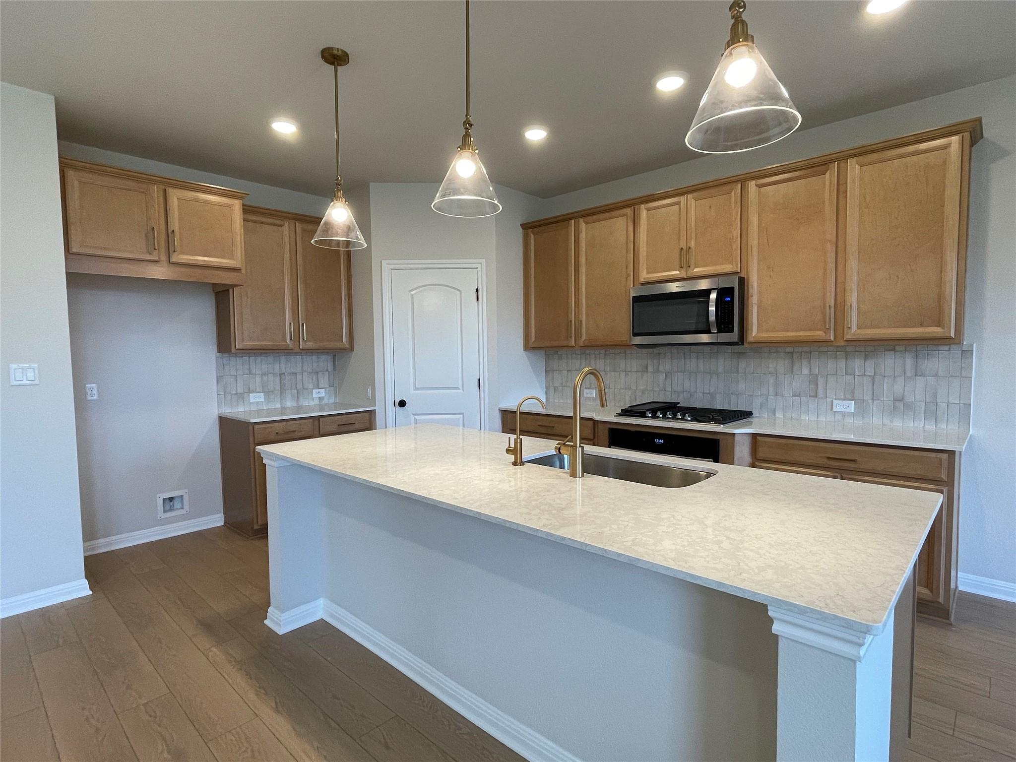 270 Grand Teton Dr Property Photo 4