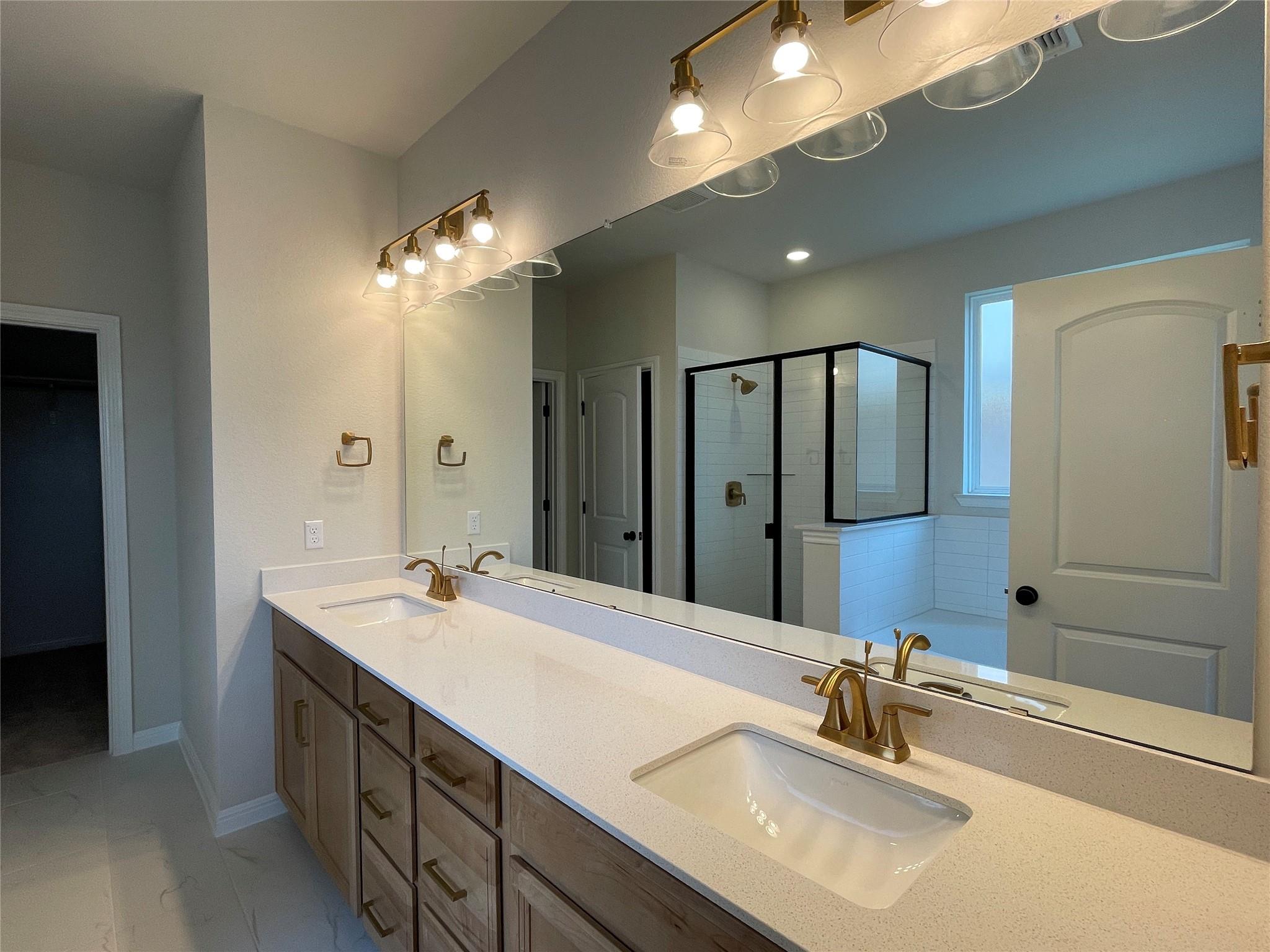 270 Grand Teton Dr Property Photo 10