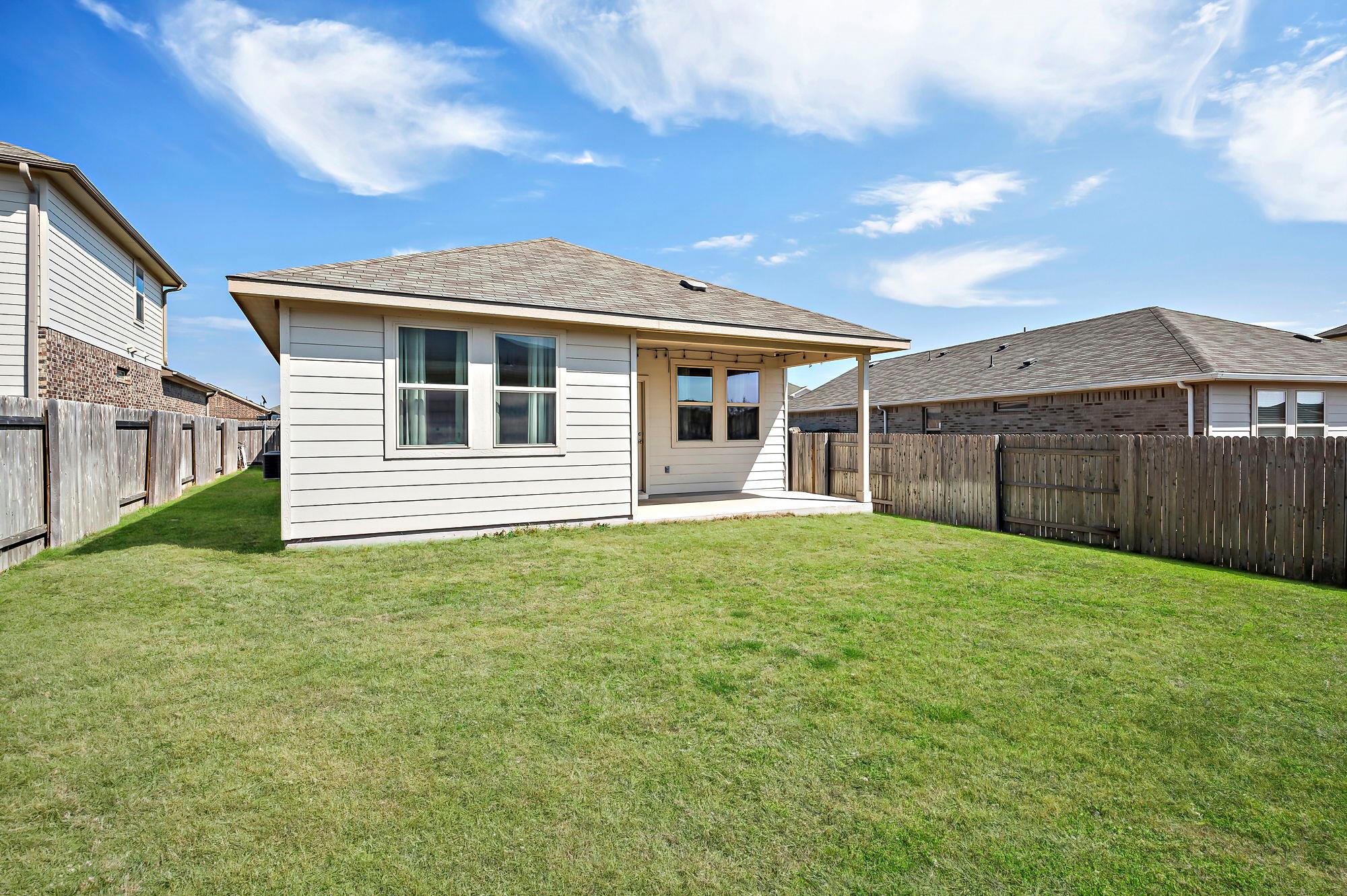 141 Tucana St Property Photo 26