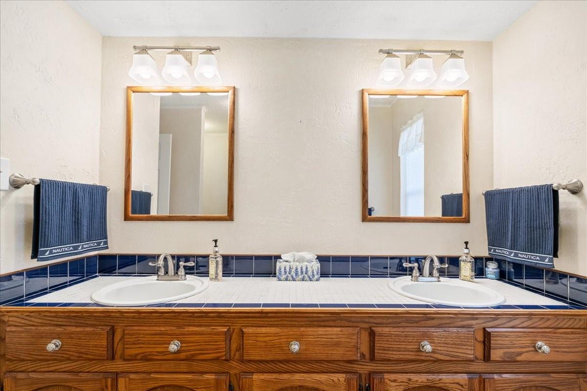 20 Saddle Rock Rdg Property Photo 28